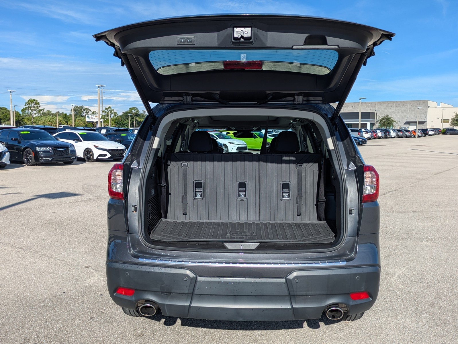 Used 2024 Magnetite Gray Metallic Subaru Limited image 33