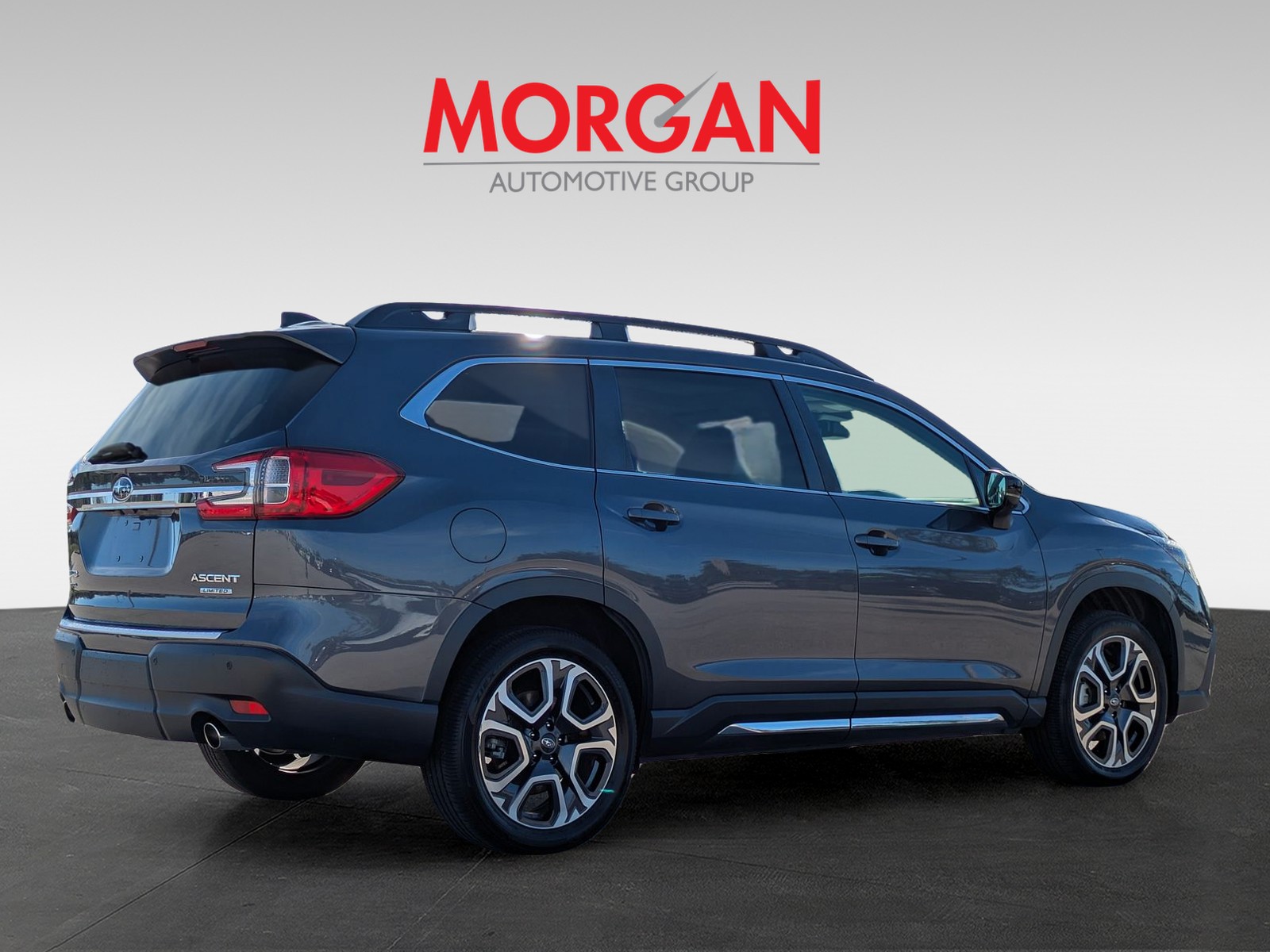 Used 2024 Magnetite Gray Metallic Subaru Limited image 4