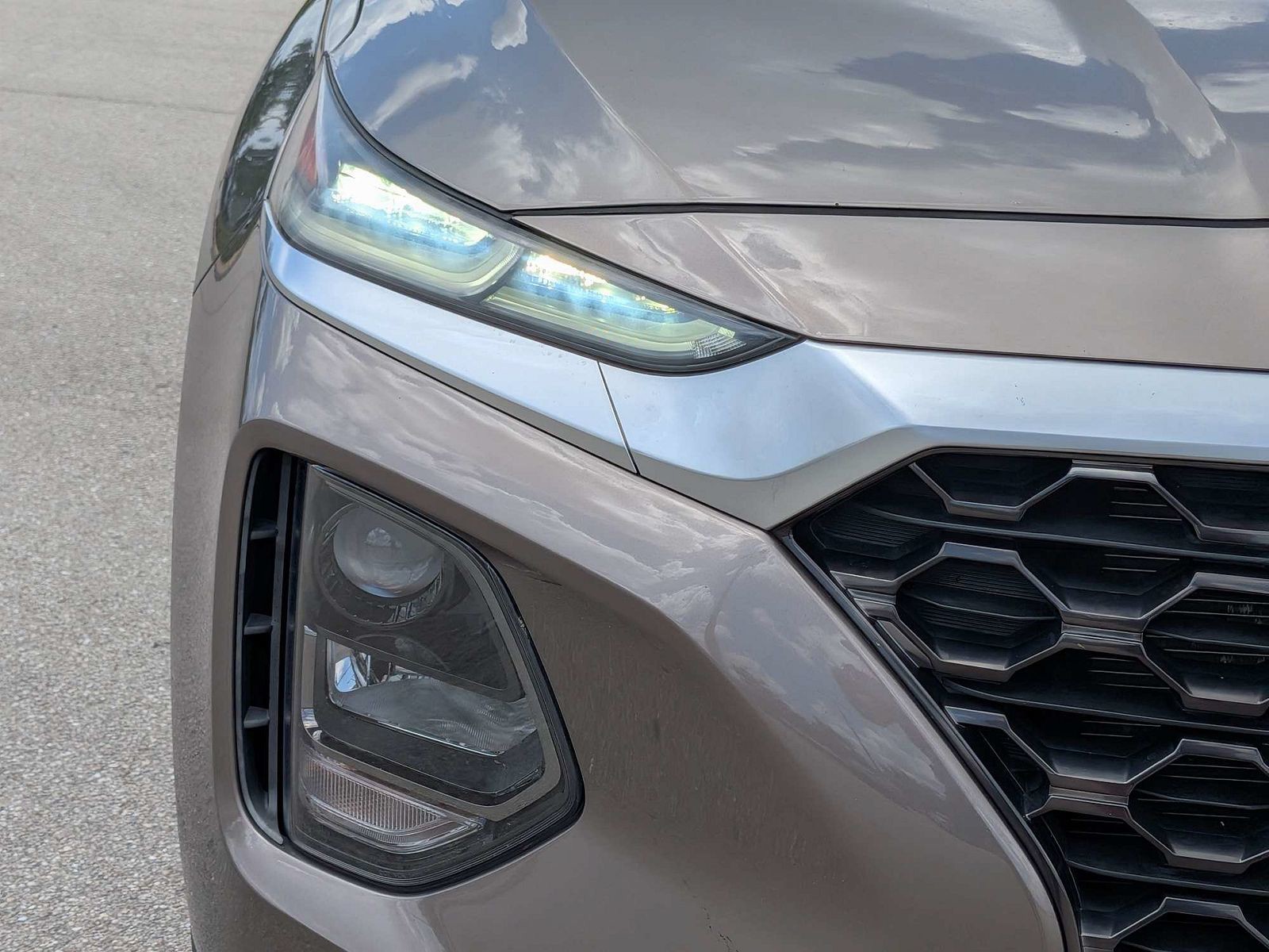 Used 2019 Earthy Bronze Hyundai SEL Plus image 10