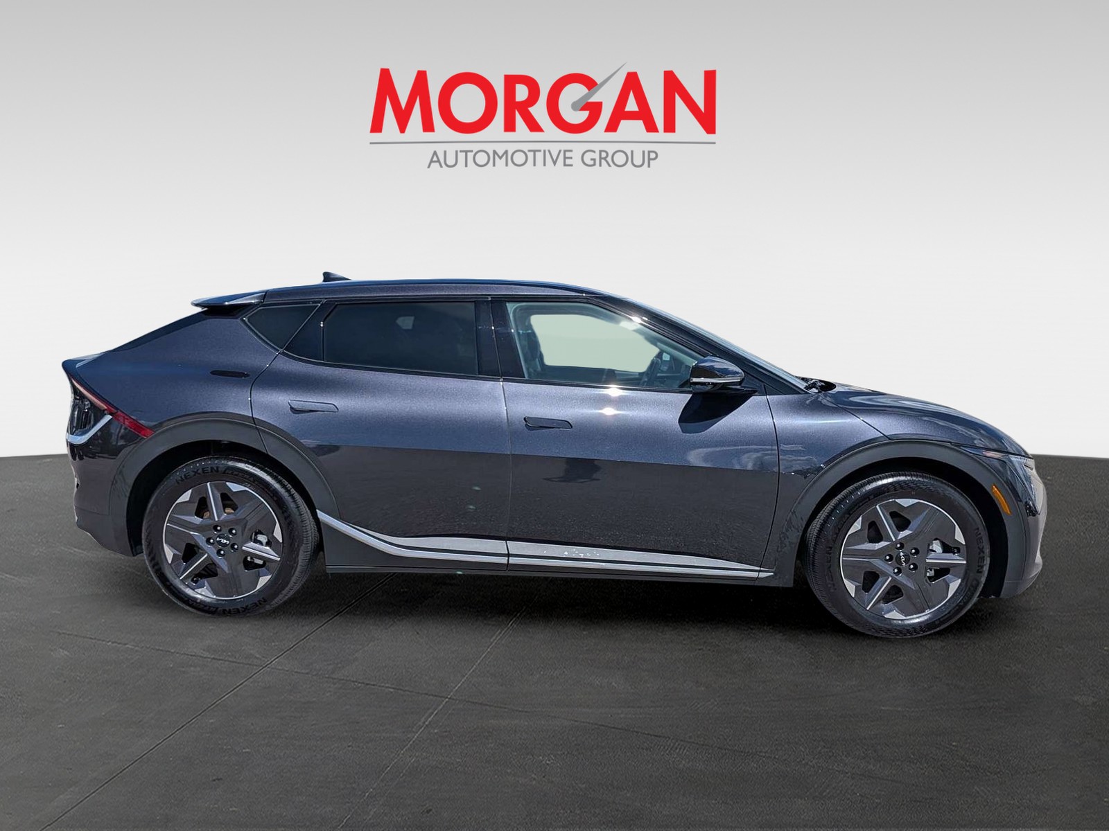 Certified Used 2025 Panthera Metal Kia Light image 4