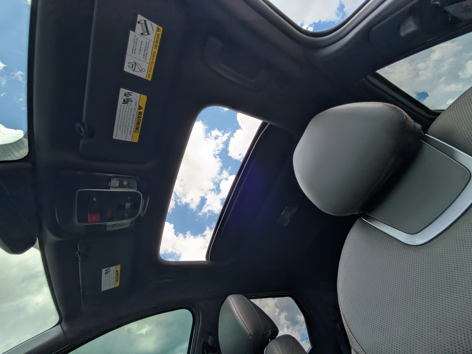 Used 2025 Atlas White Hyundai Limited image 36