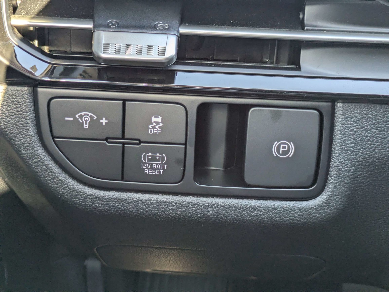 Certified Used 2026 Steel Gray Kia S image 36