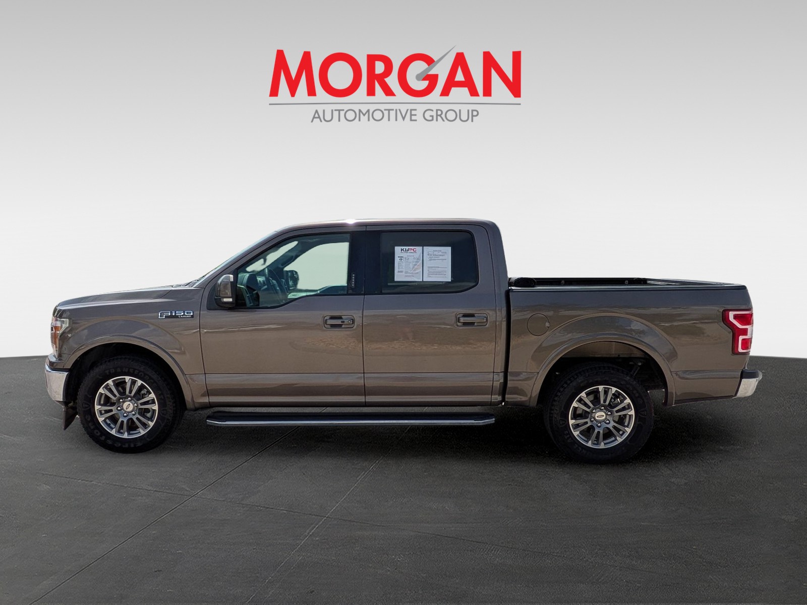 Used 2019 Stone Gray Metallic Ford LARIAT image 8
