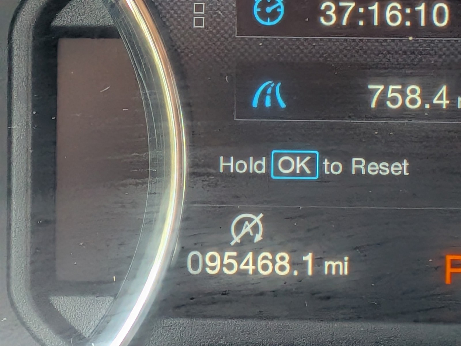 Used 2019 Stone Gray Metallic Ford LARIAT image 33