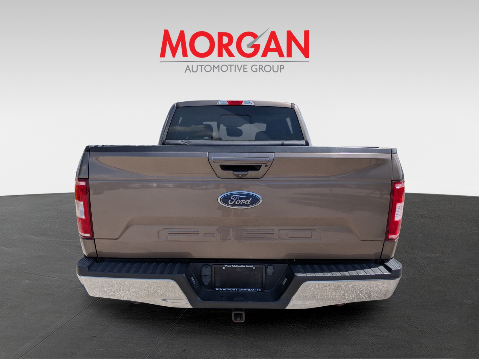 Used 2019 Stone Gray Metallic Ford LARIAT image 6