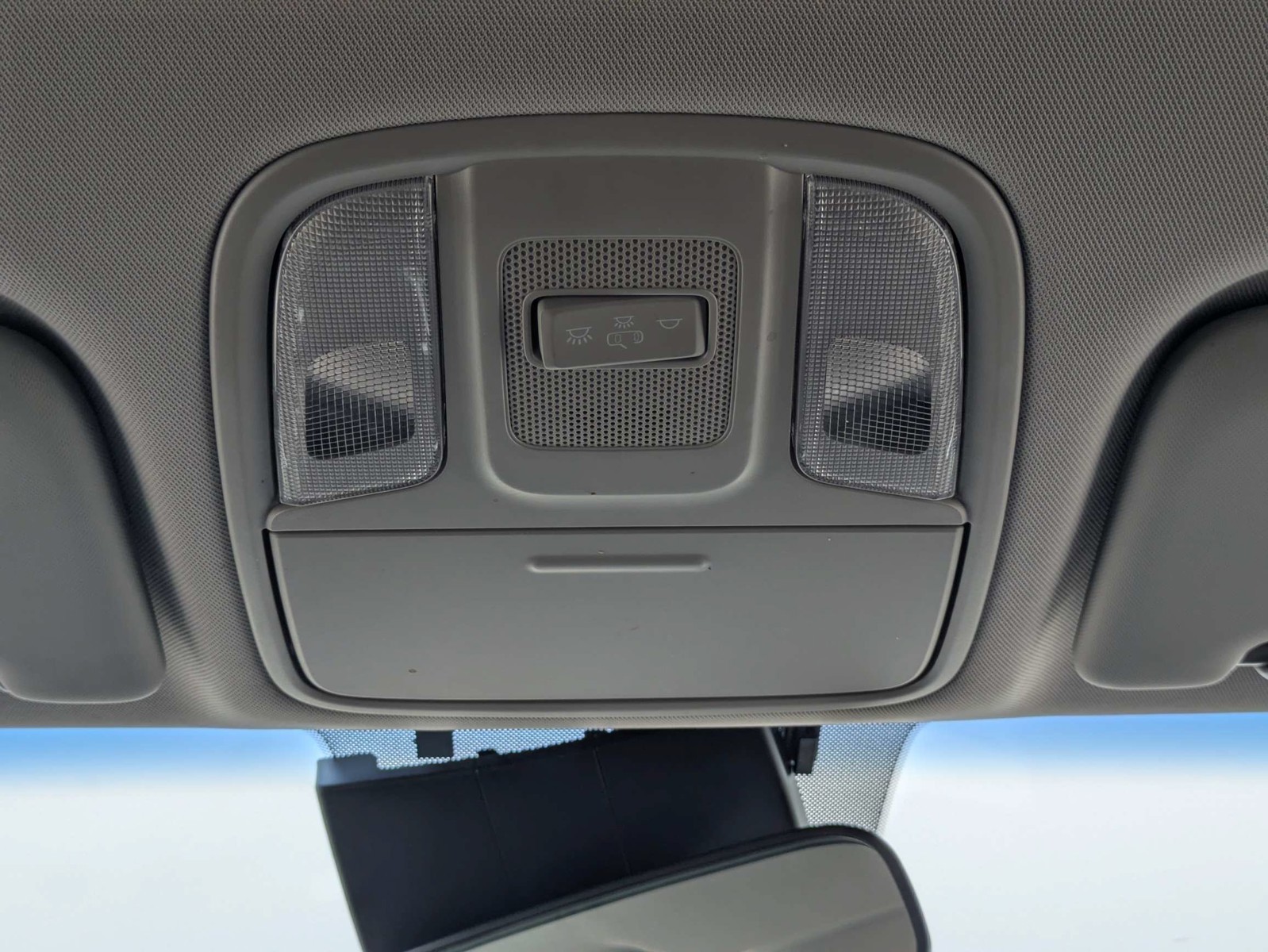 Used 2020 Clear White Kia LX image 32