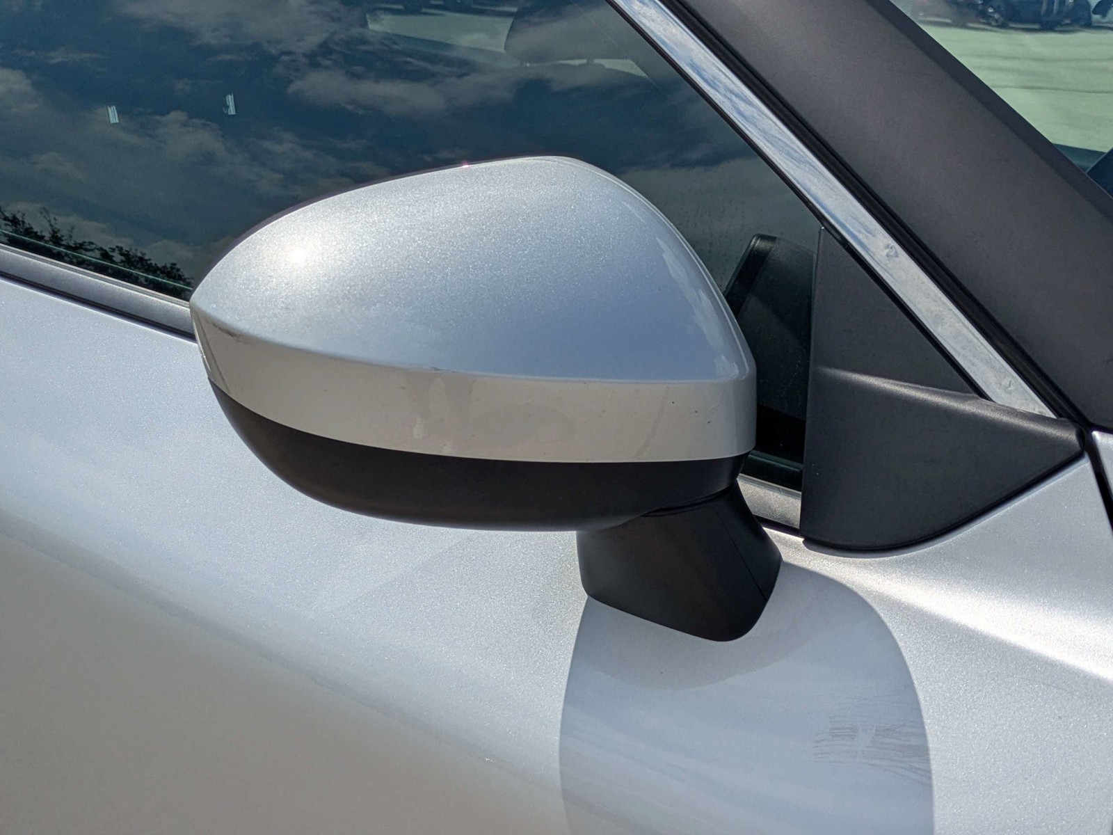 Used 2025 Brilliant Silver Metallic Nissan SV image 12