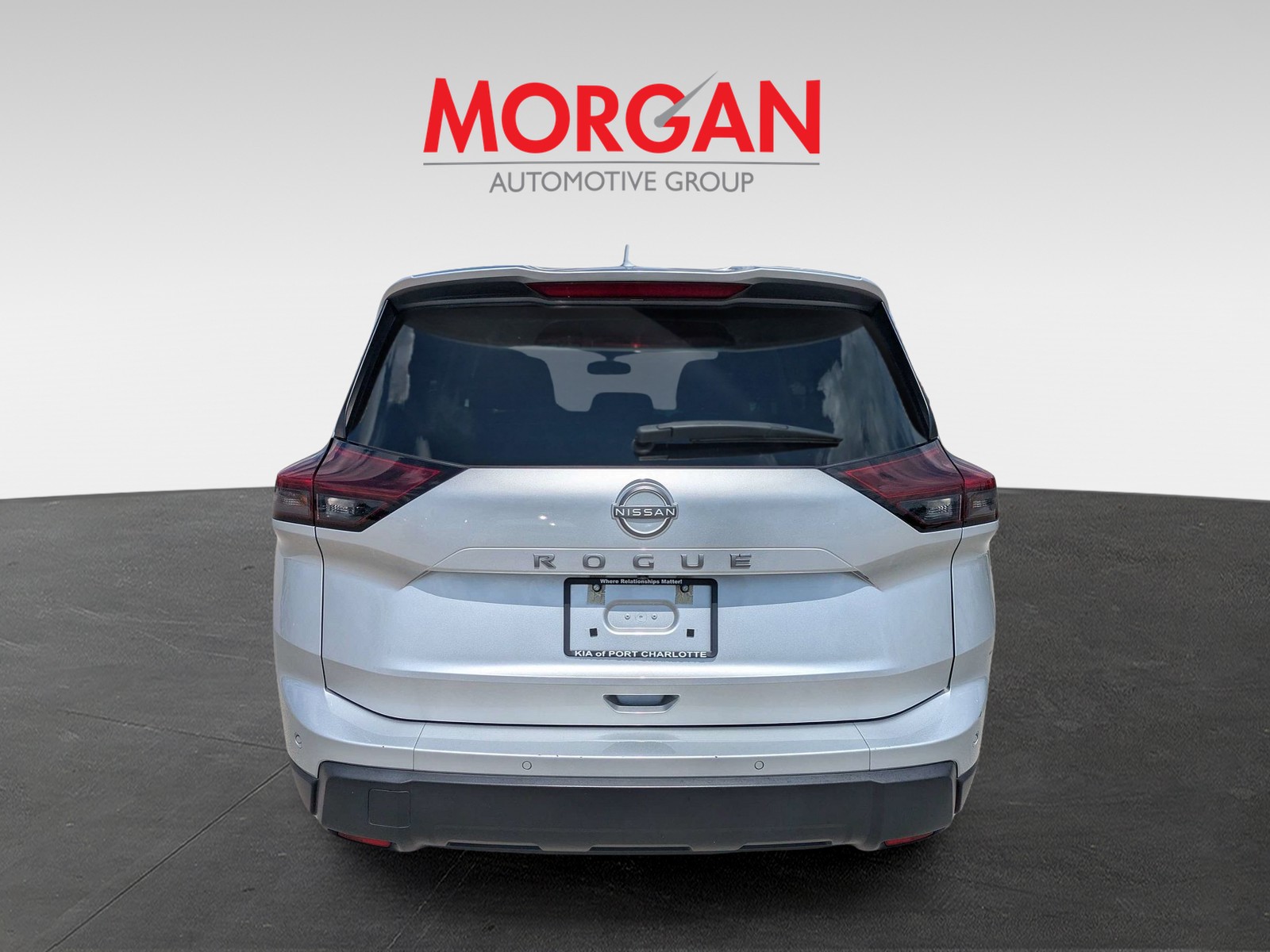 Used 2025 Brilliant Silver Metallic Nissan SV image 7