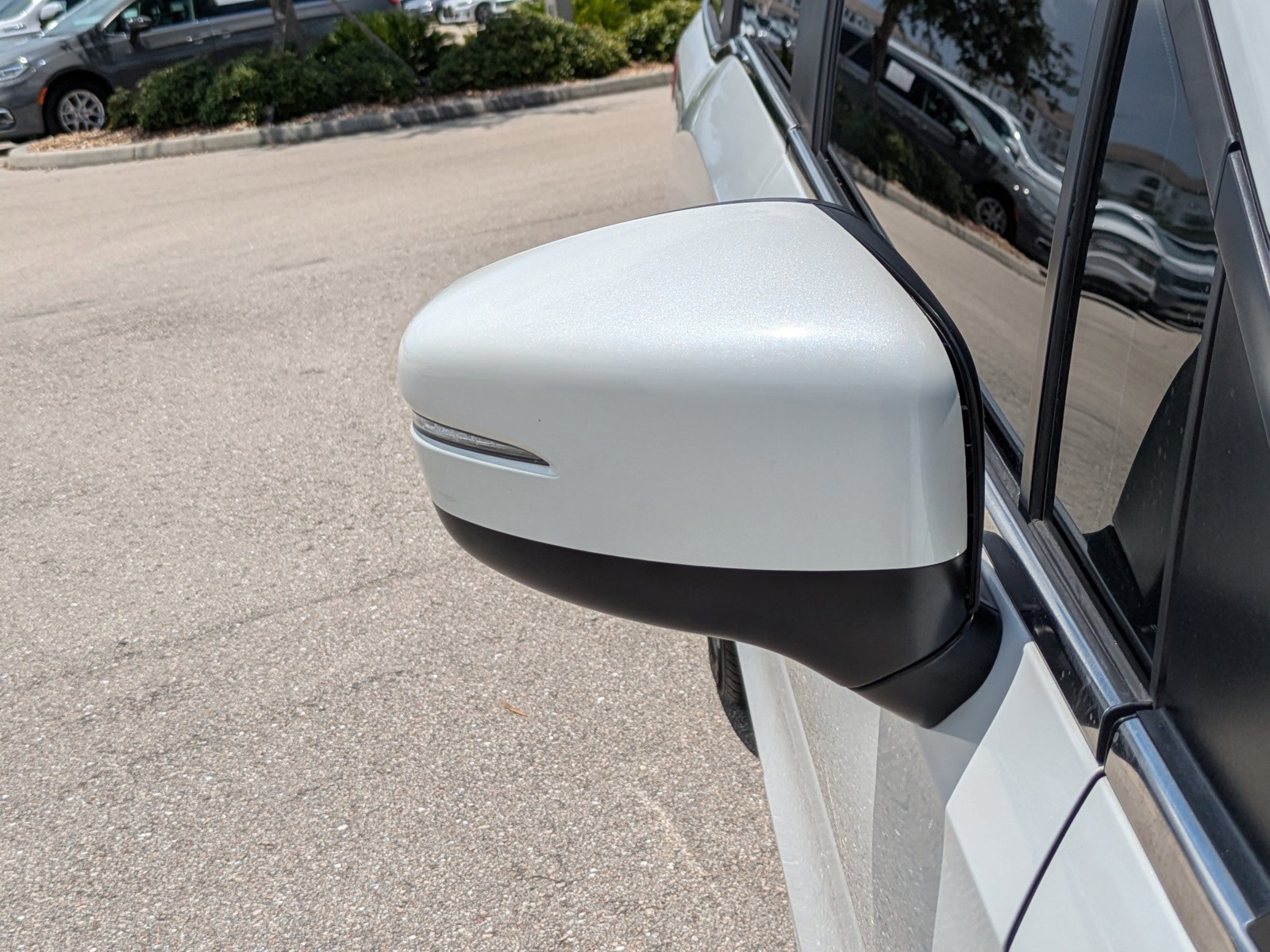 Used 2020 Platinum White Pearl Honda EX-L image 12