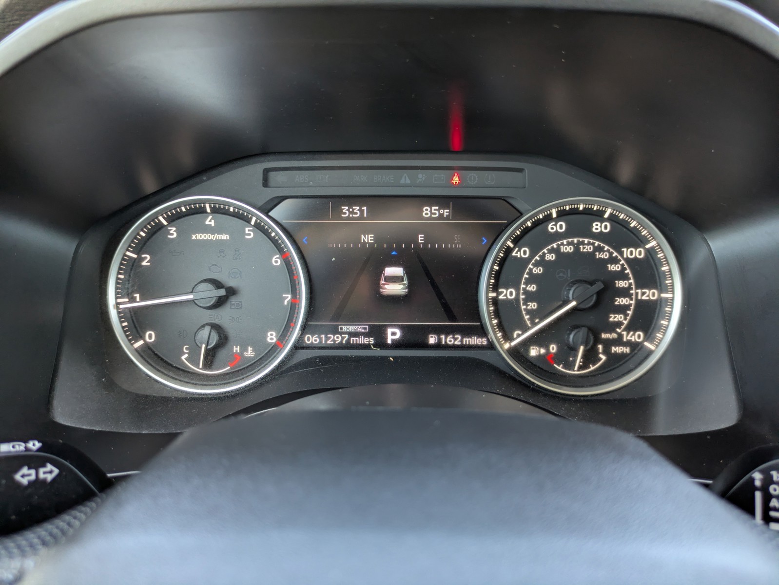 Used 2024 White Diamond Mitsubishi SE image 28