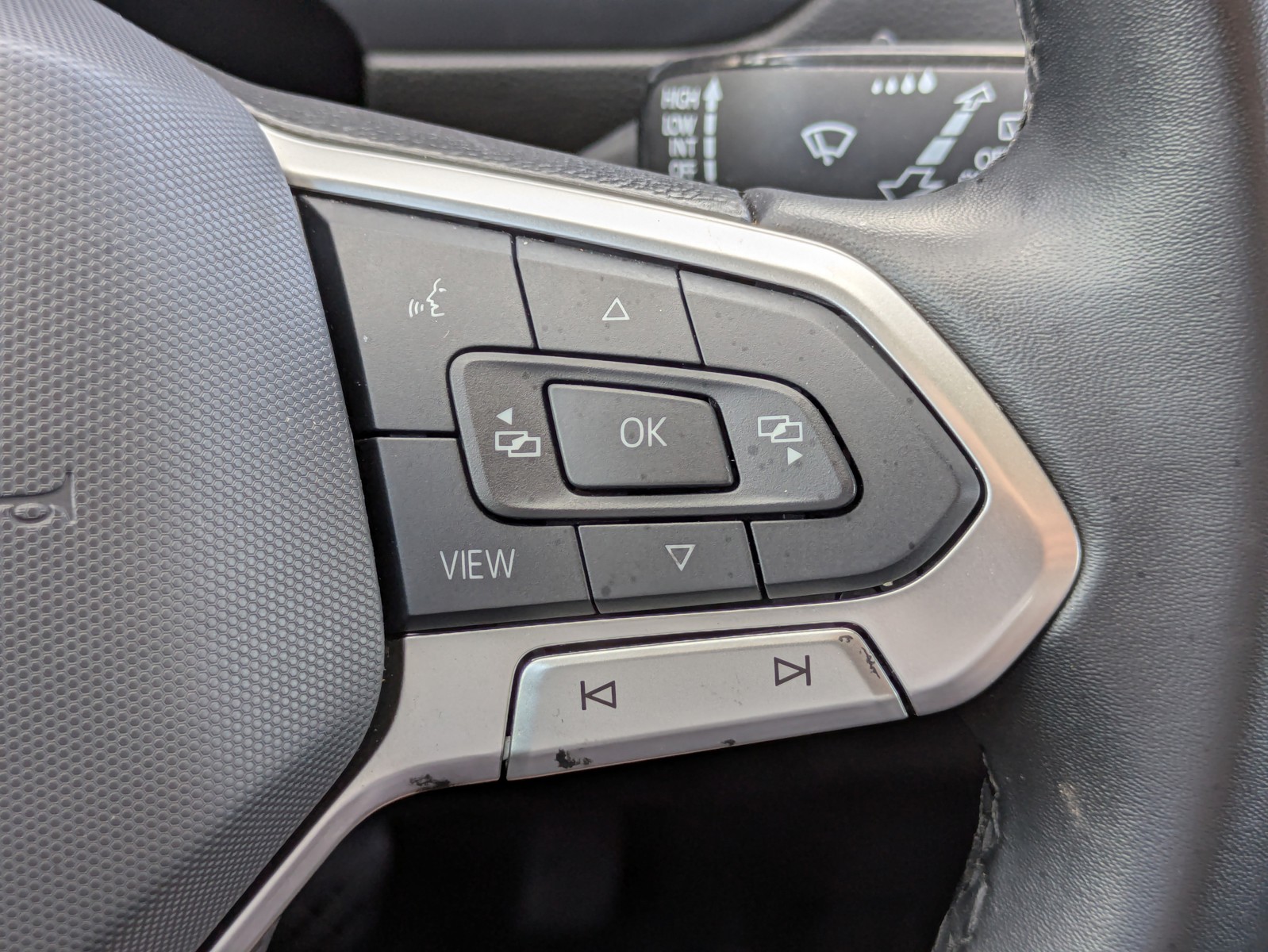 Used 2024 Pure White Volkswagen Wolfsburg Edition image 24