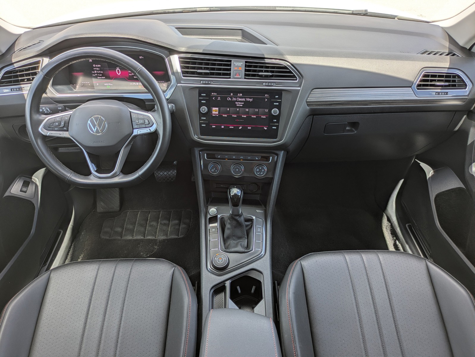 Used 2024 Pure White Volkswagen Wolfsburg Edition image 15