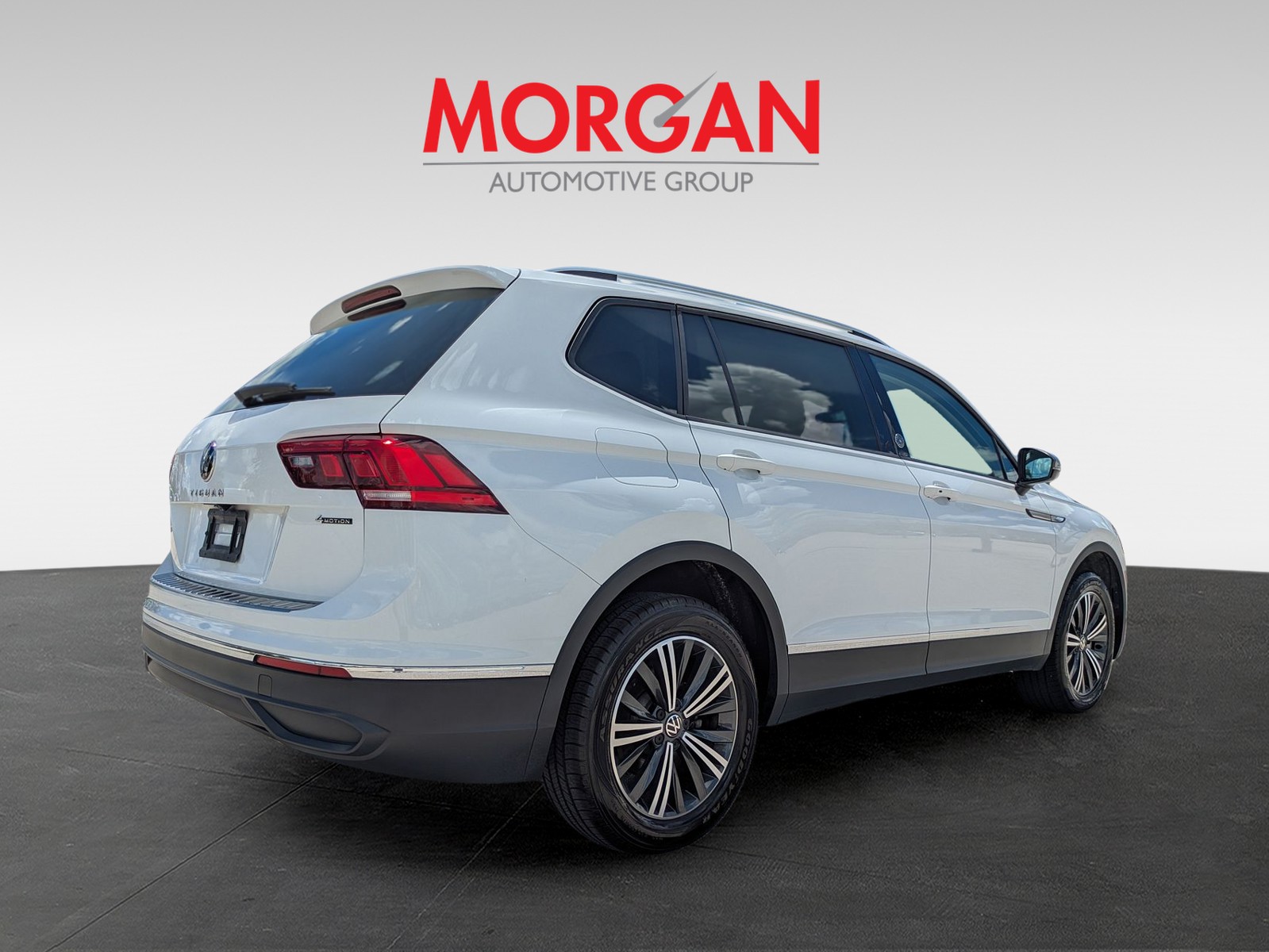 Used 2024 Pure White Volkswagen Wolfsburg Edition image 4