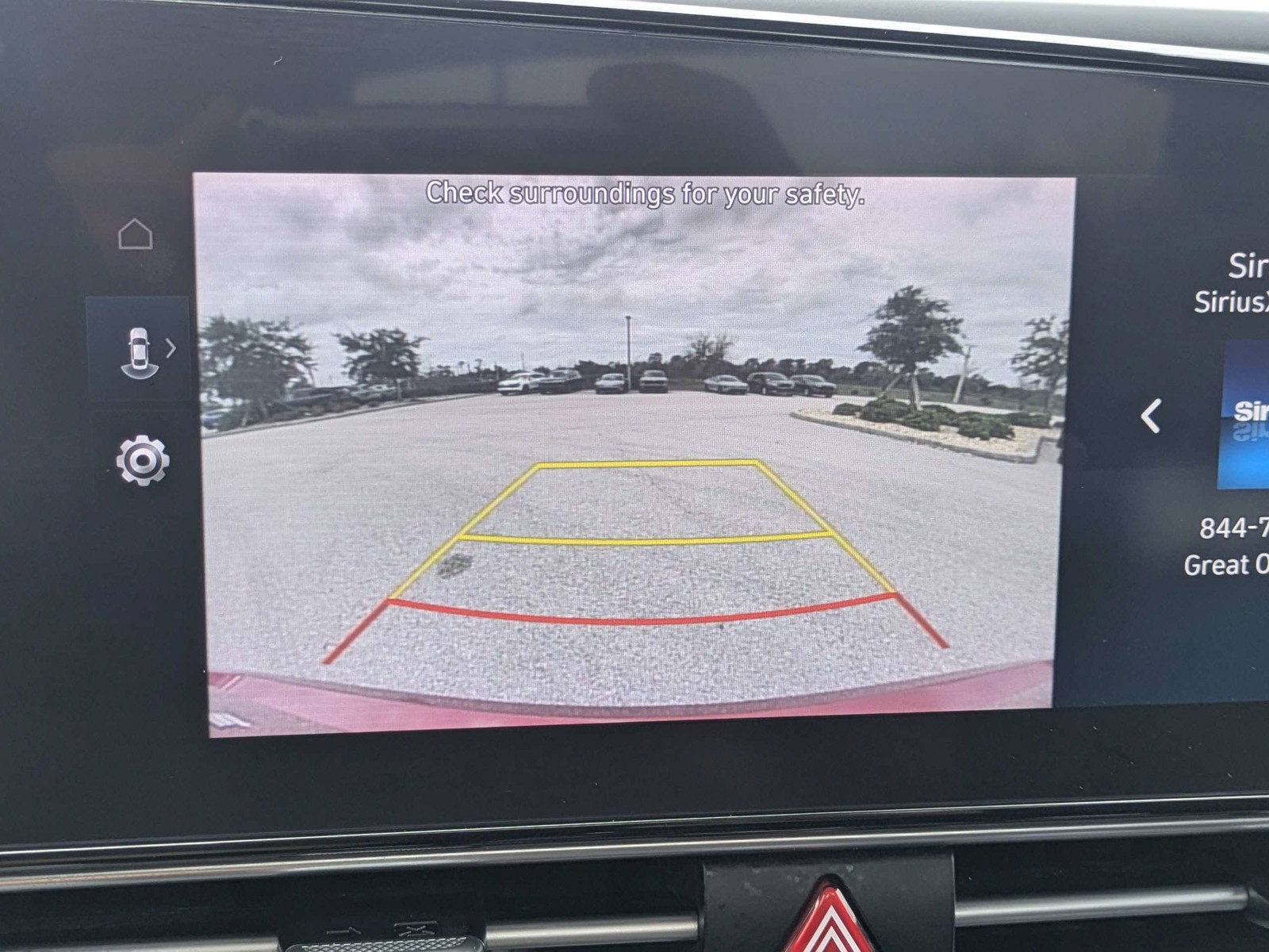 Used 2024 Ultimate Red Hyundai SEL image 30