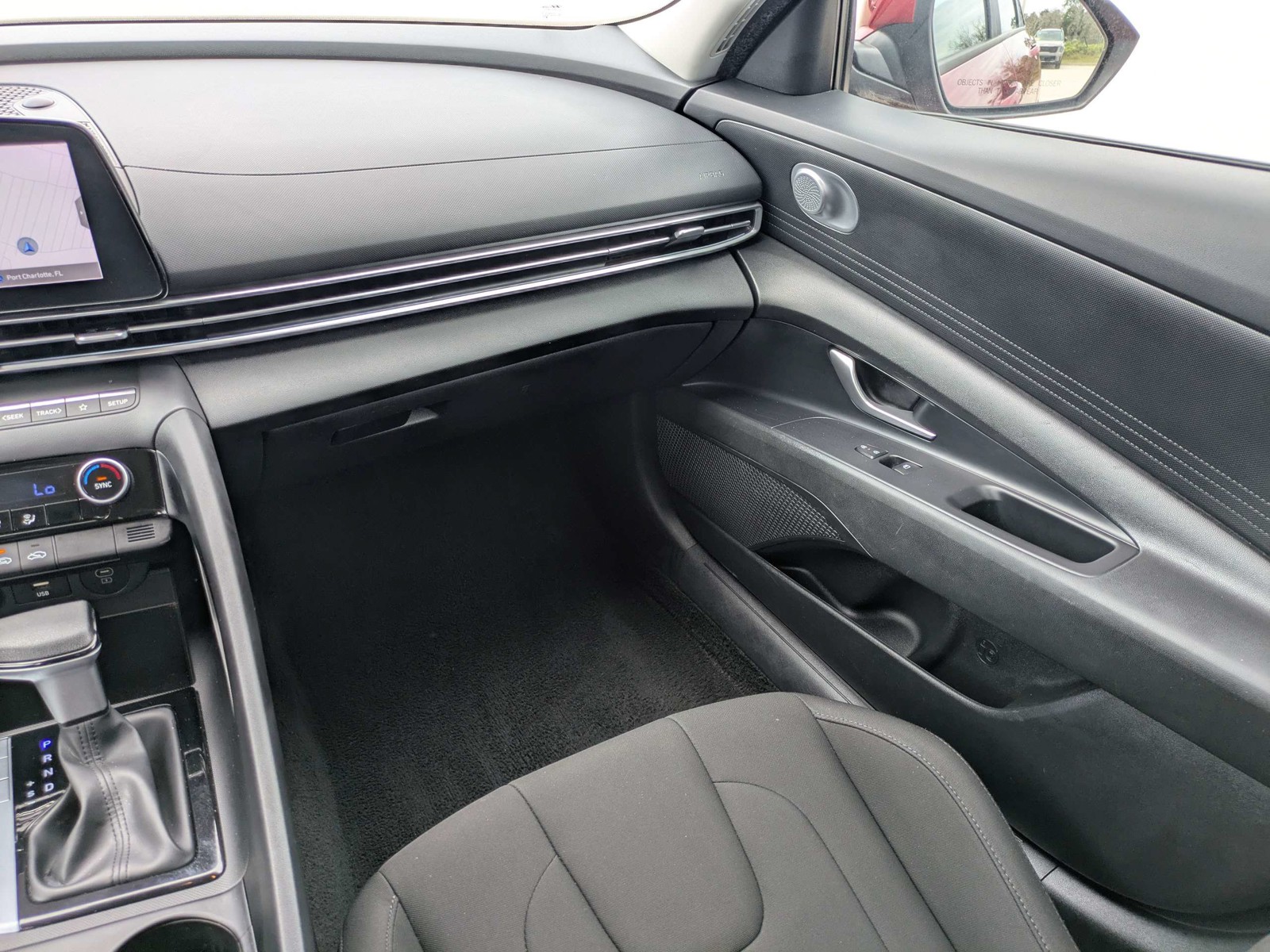 Used 2024 Ultimate Red Hyundai SEL image 17