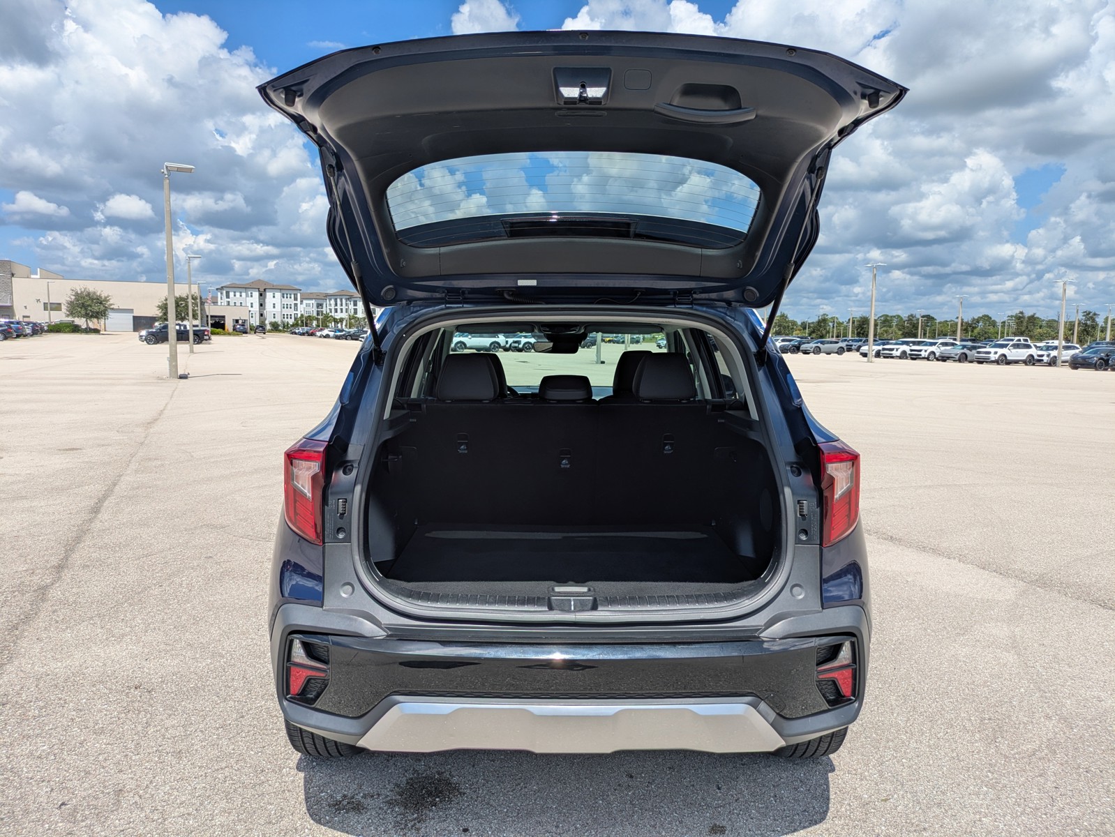 Certified Used 2024 Dark Ocean Blue/White Roof Kia SX image 32