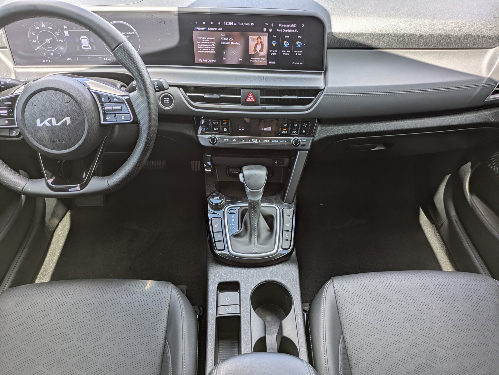 Certified Used 2024 Dark Ocean Blue/White Roof Kia SX image 34