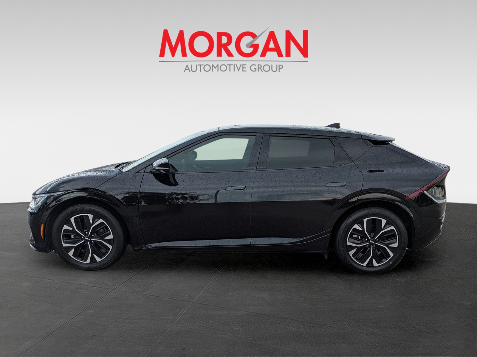 Certified Used 2024 Aurora Black Pearl Kia GT-Line image 7