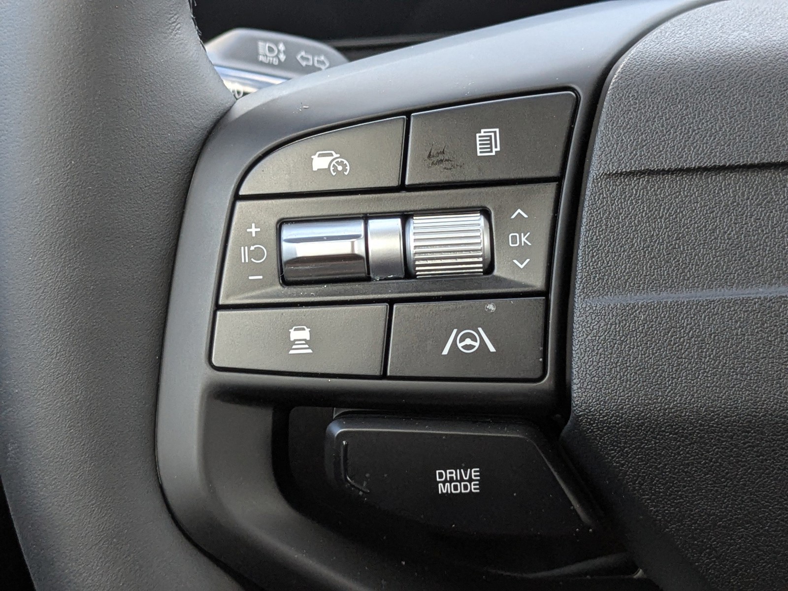 New 2026 Glacial White Pearl Kia SX-Prestige image 32