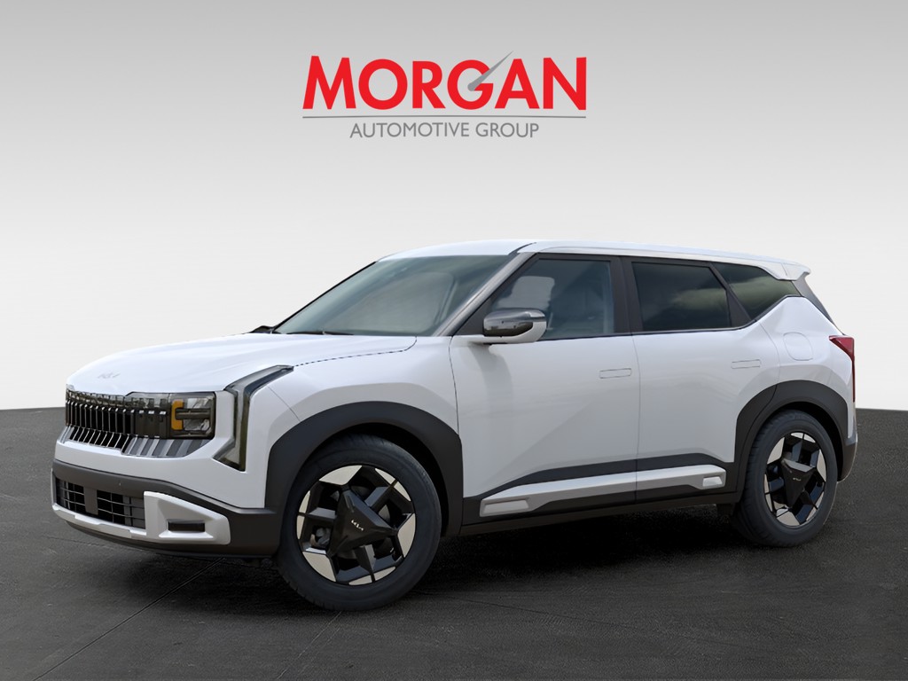 New 2027 Snow White Pearl Kia EX image 3