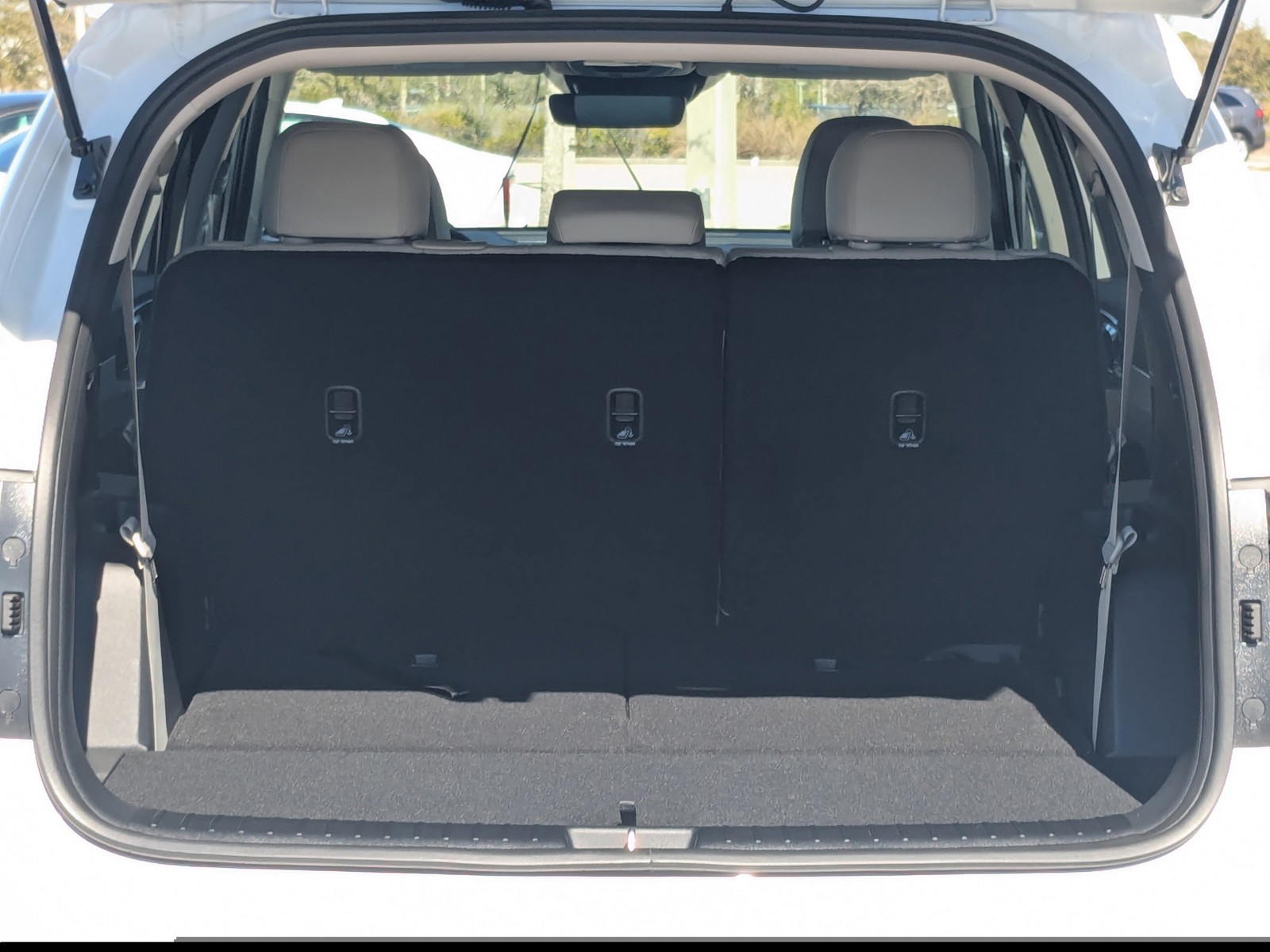 2026 Kia Sorento — photo 13 view