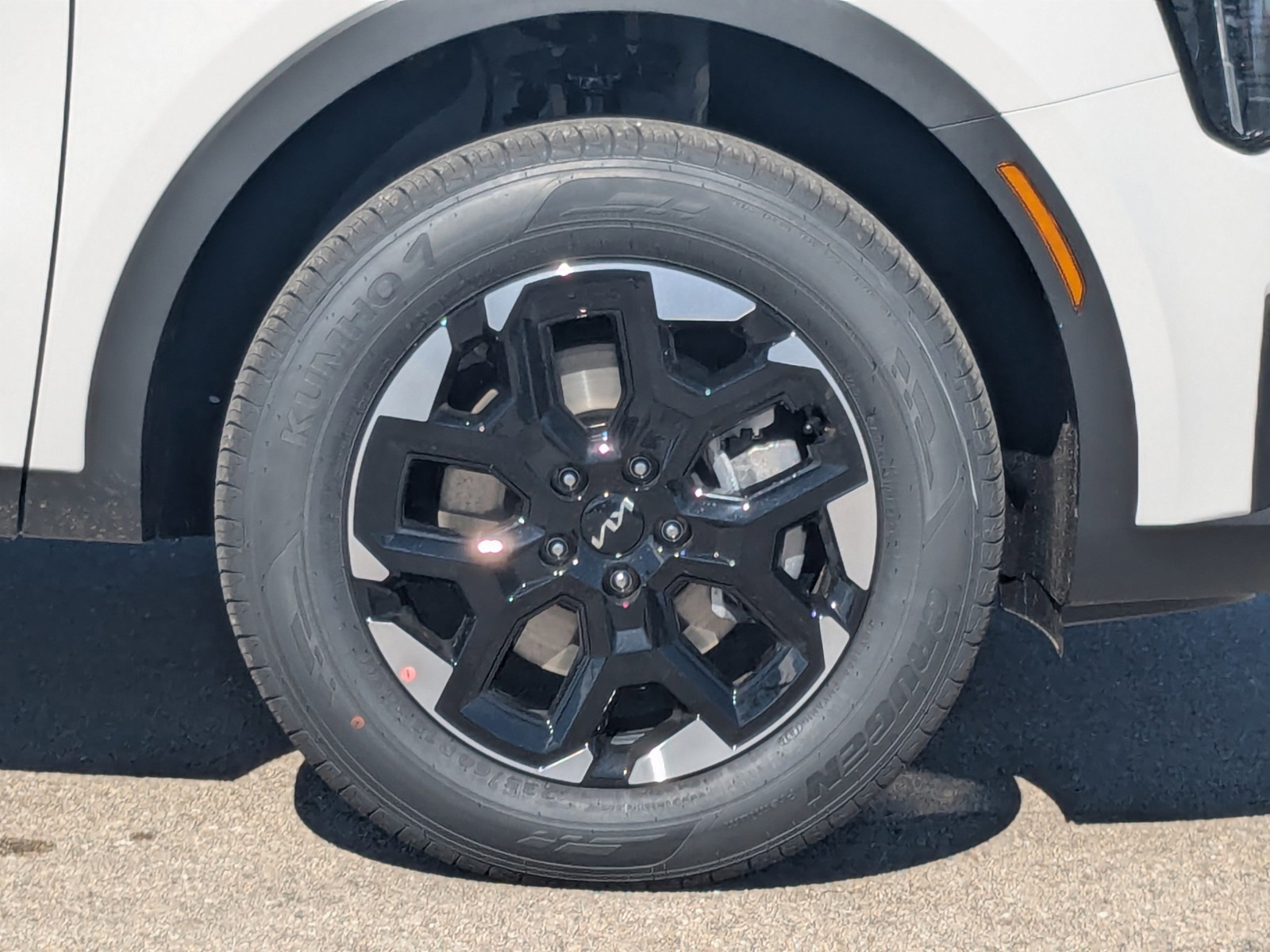2026 Kia Sorento — photo 11 view
