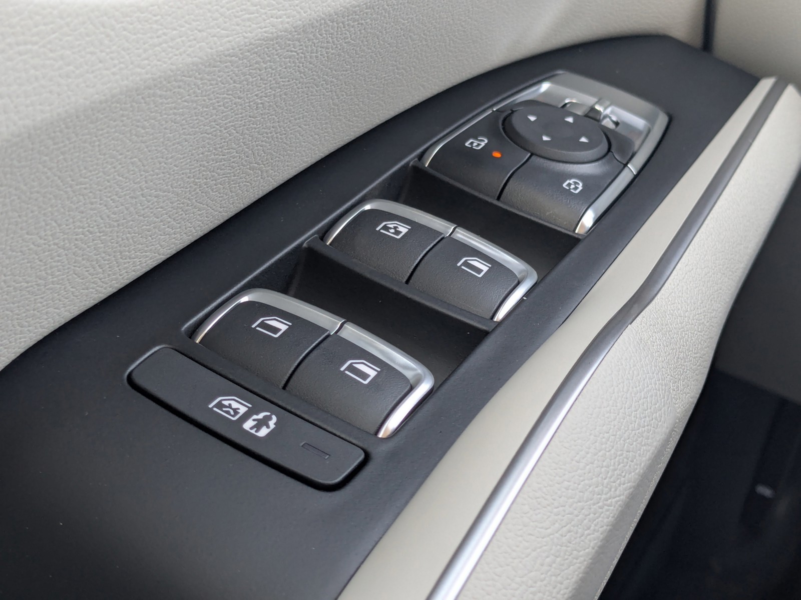 2026 Kia Sorento — photo 39 view