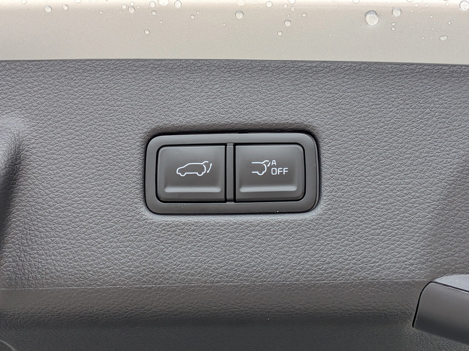 New 2026 Ivory Silver Kia EX image 14