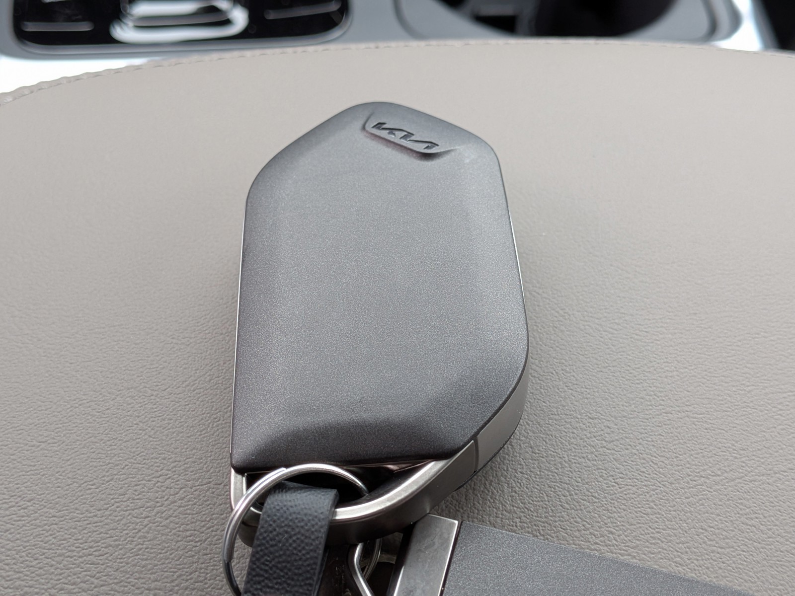 New 2026 Ivory Silver Kia EX image 40