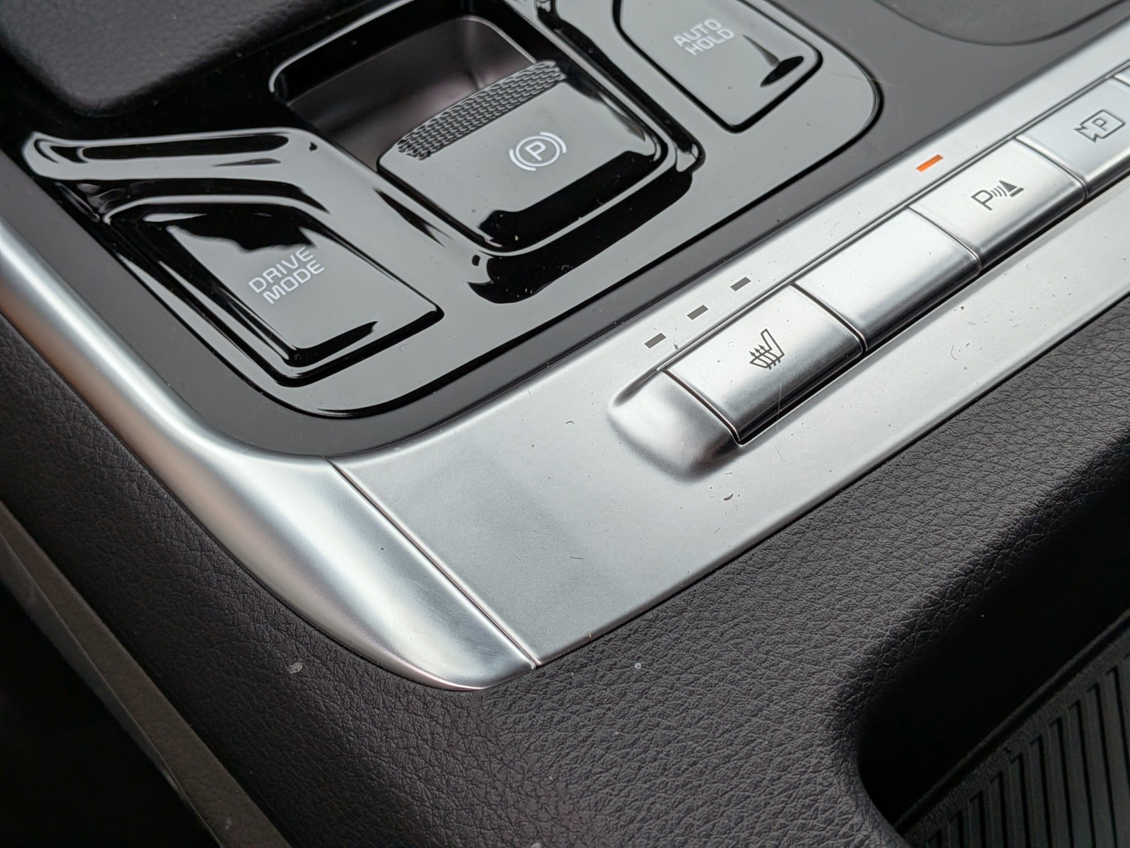 New 2026 Ivory Silver Kia EX image 37