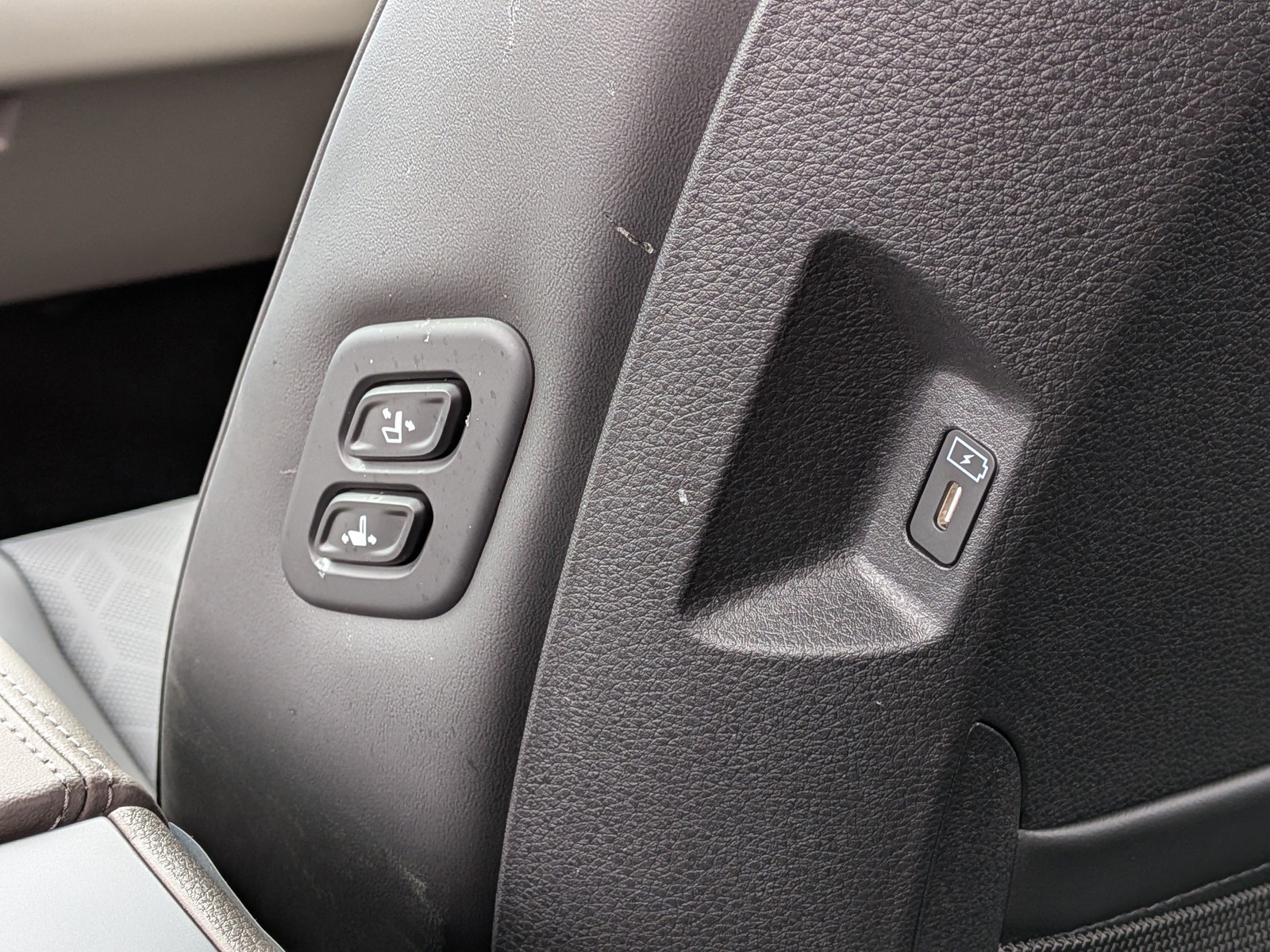 New 2026 Ivory Silver Kia EX image 20