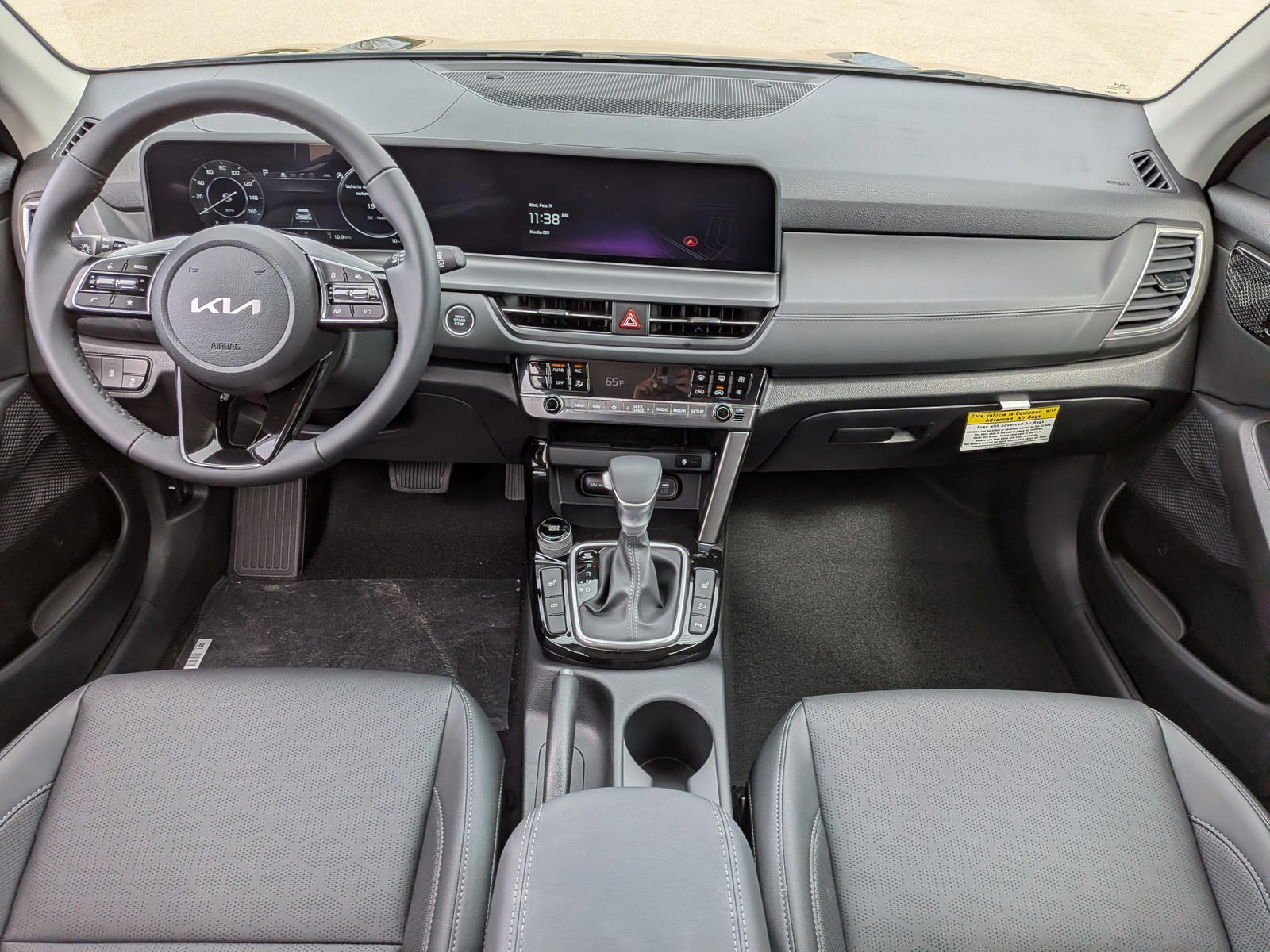New 2026 Fusion Black Kia EX image 16
