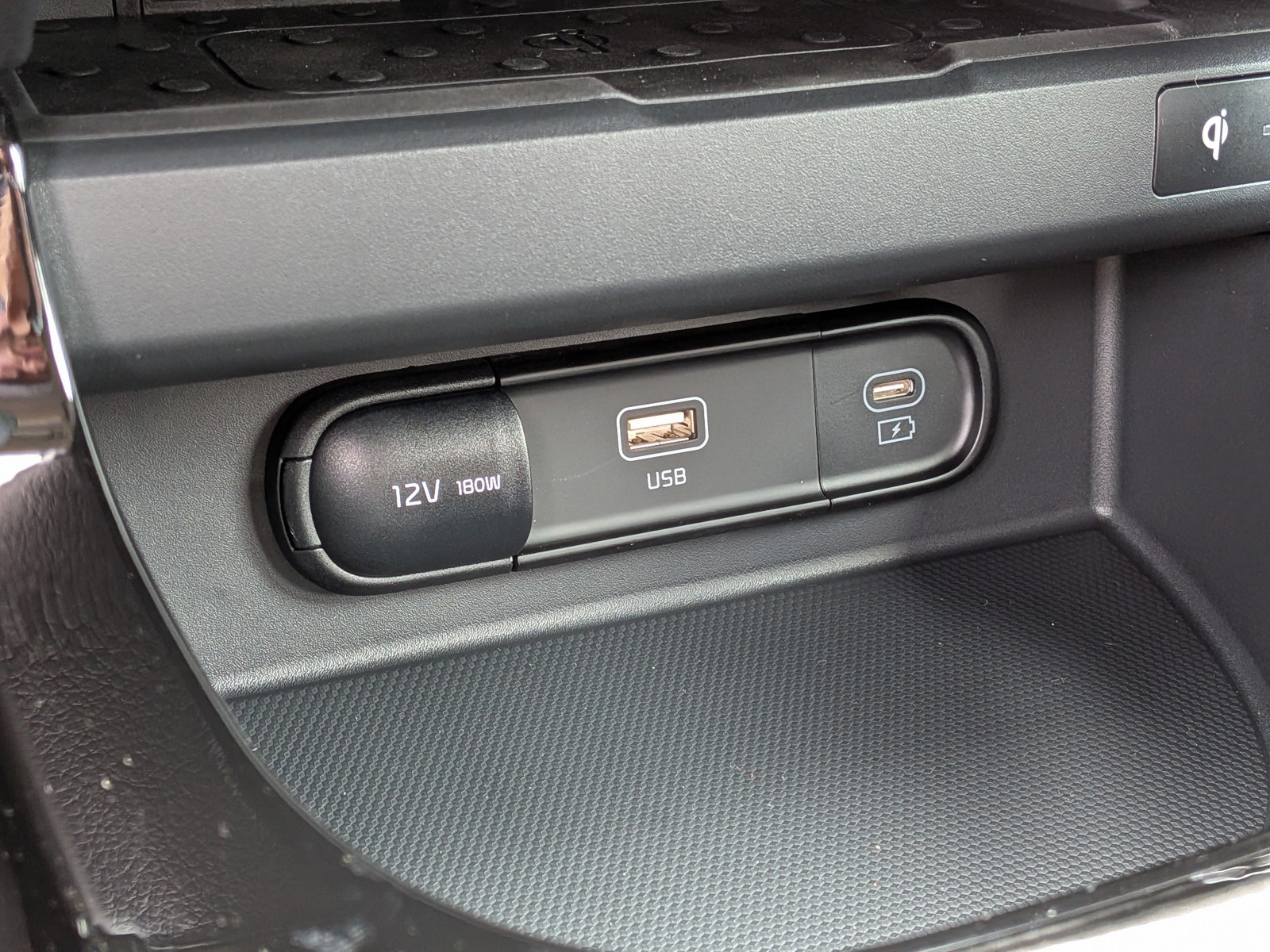 New 2026 Fusion Black Kia EX image 30