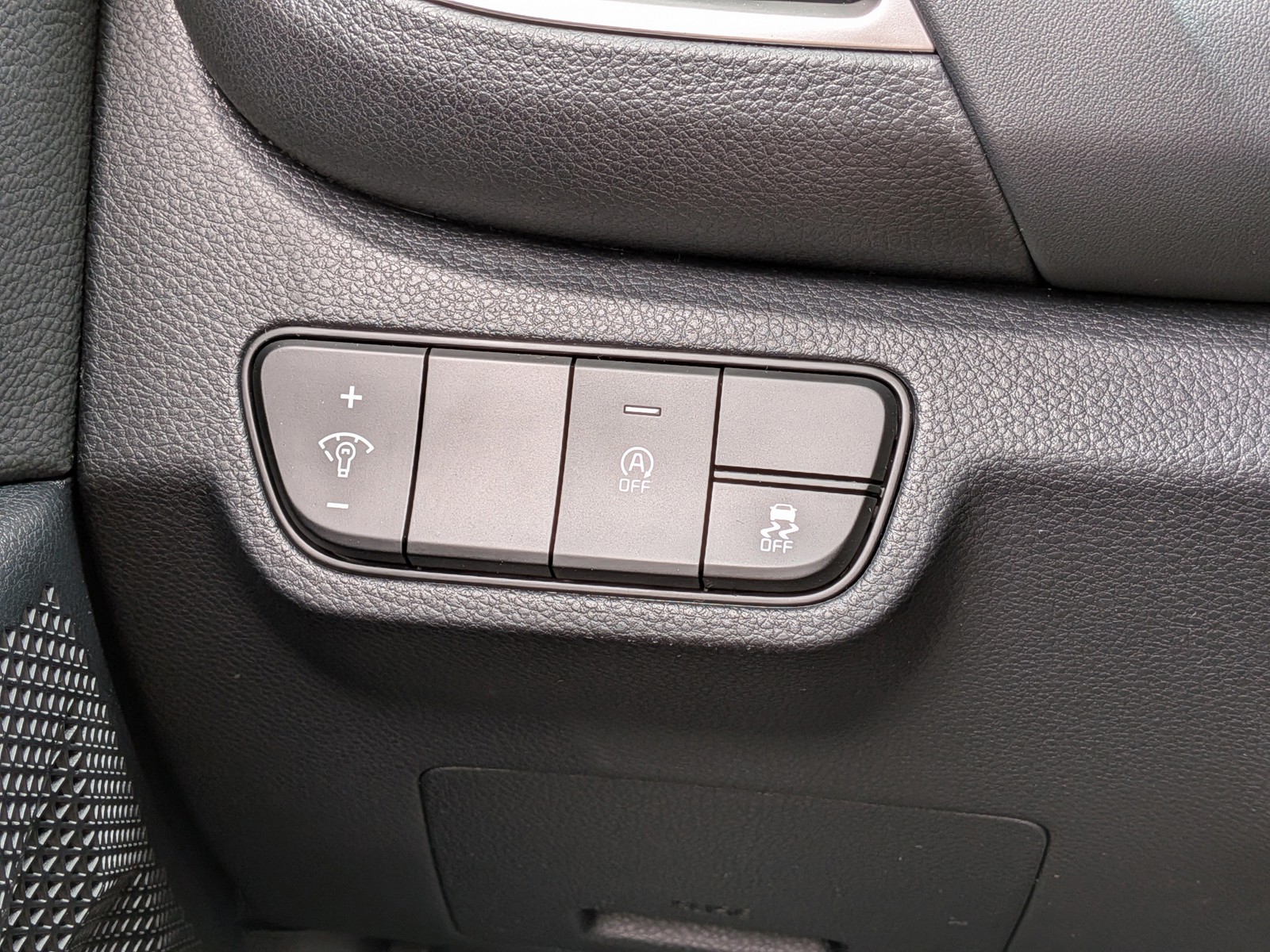 New 2026 Fusion Black Kia EX image 23