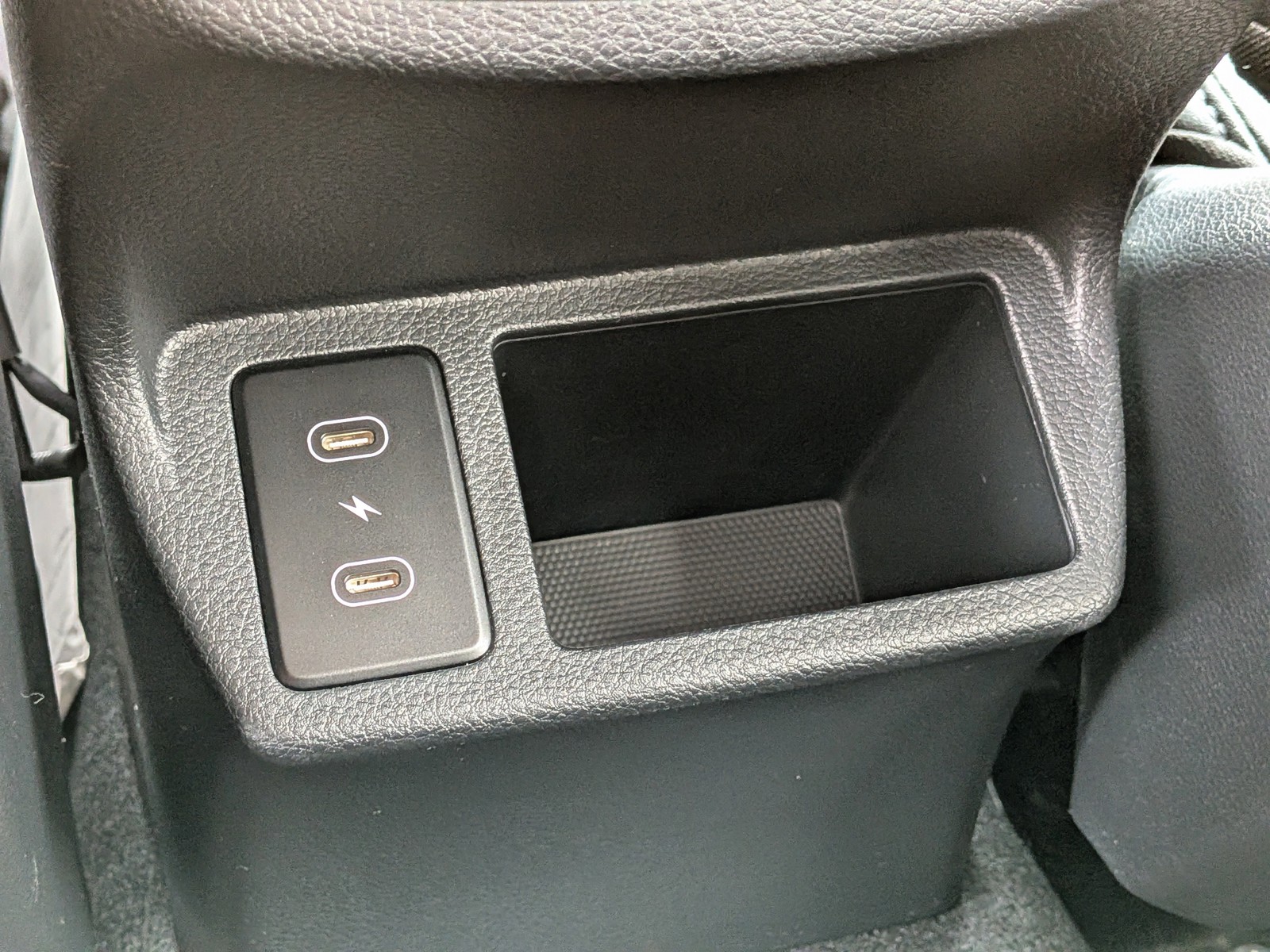New 2026 Fusion Black Kia EX image 15