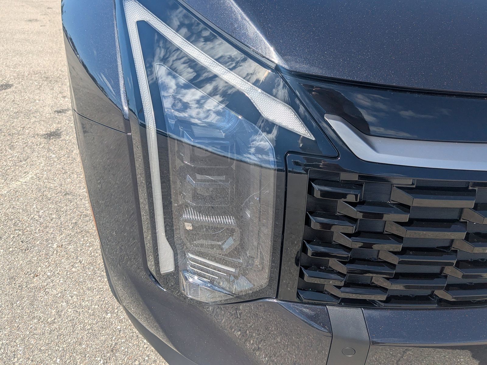 New 2026 Panthera Metal Gray Kia EX image 10