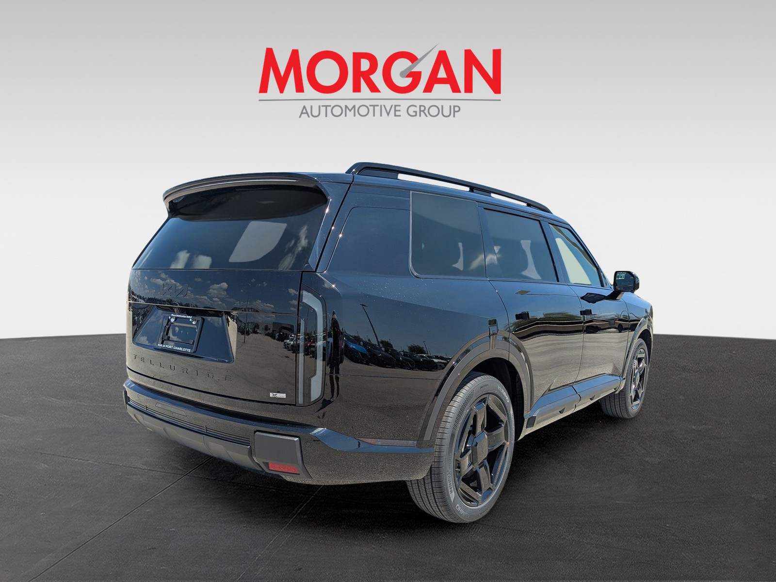 New 2027 Ebony Black Kia X-Line SX image 5