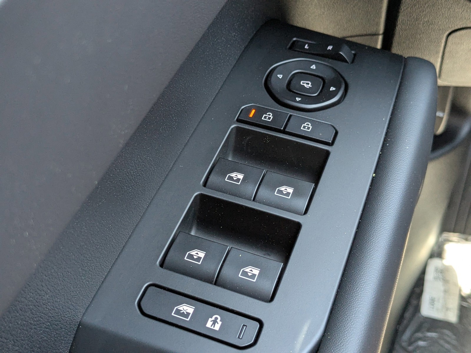 New 2027 Ebony Black Kia X-Line SX image 33