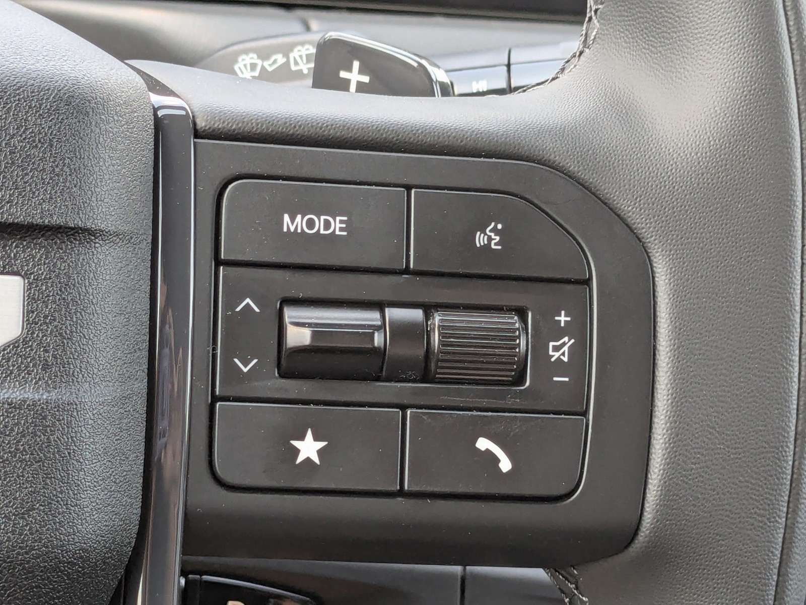 New 2027 Ebony Black Kia X-Line SX image 36
