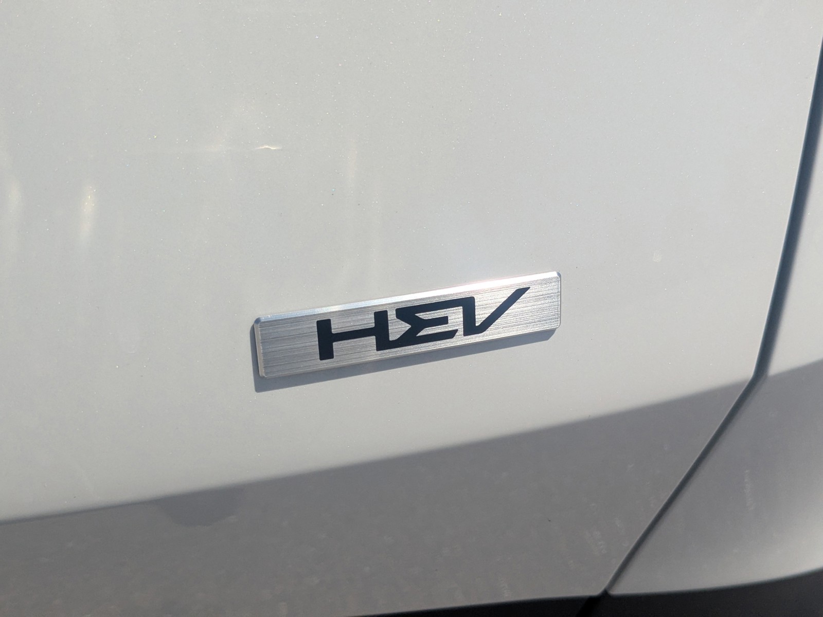 New 2026 Snow White Pearl Kia EX image 14