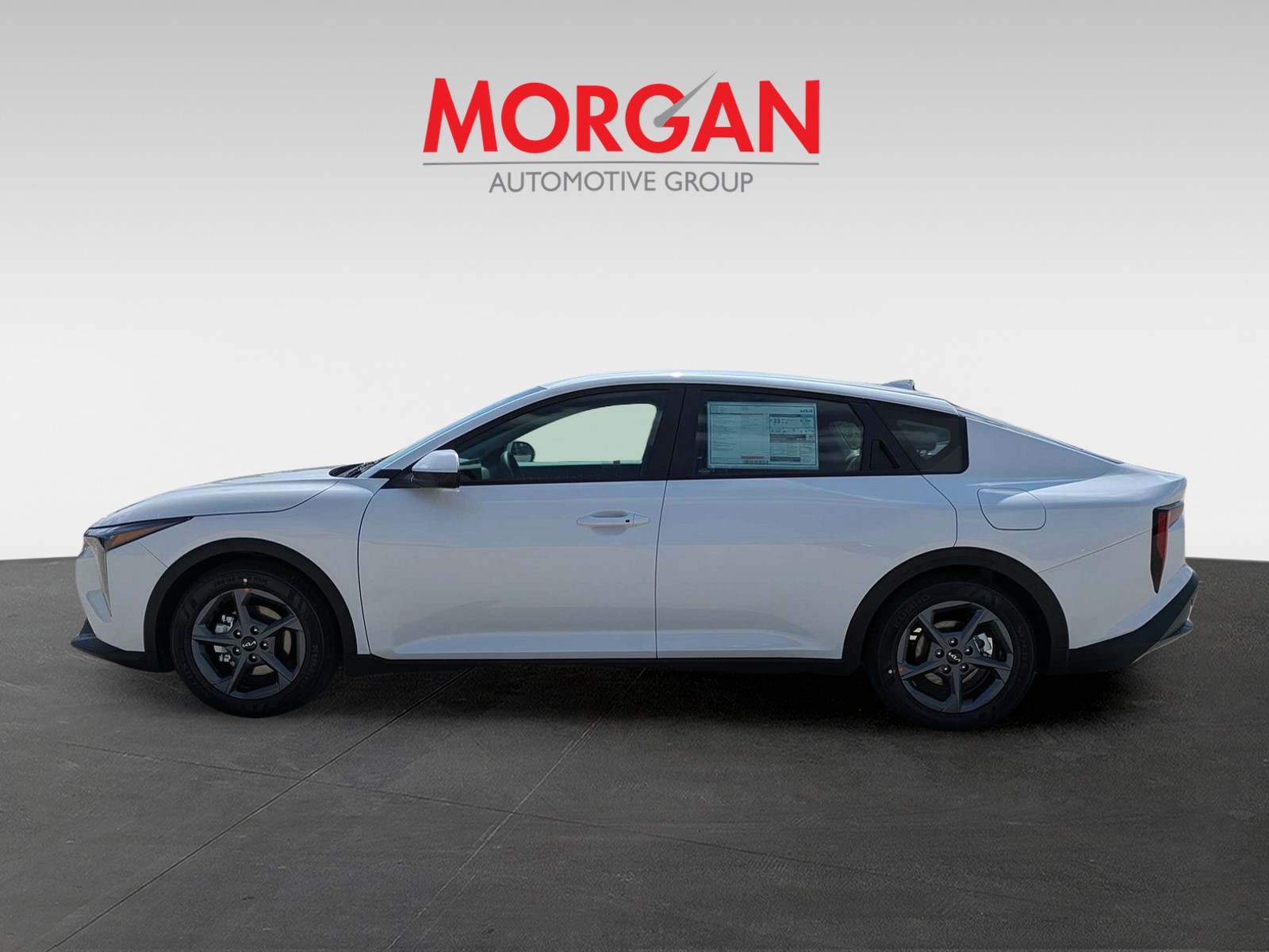 New 2026 Snow White Pearl Kia LXS image 8