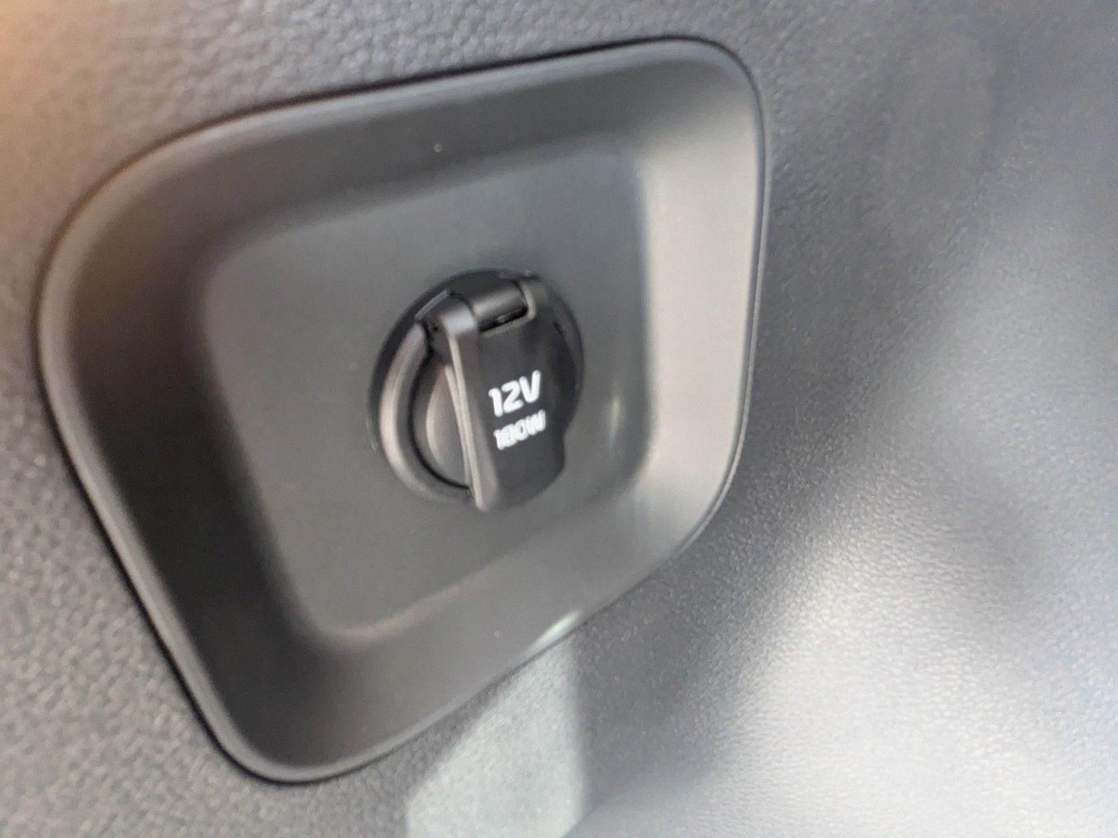 New 2026 Glacial White Pearl Kia LX image 14