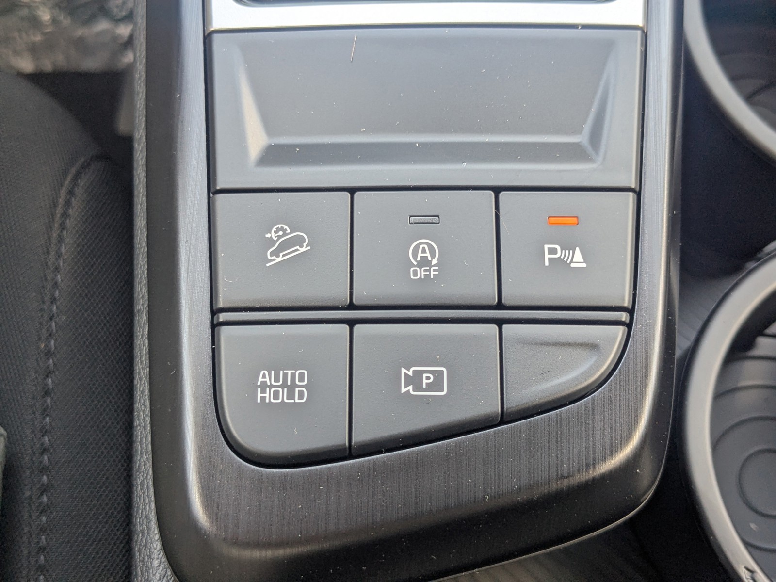 New 2026 Glacial White Pearl Kia LX image 25