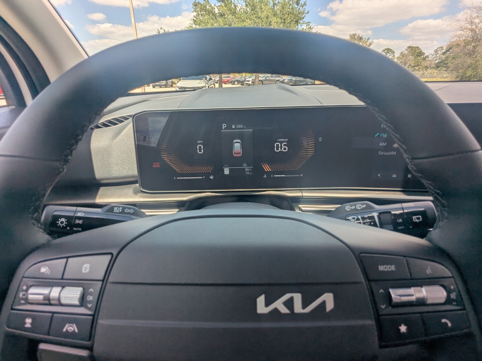 New 2026 Glacial White Pearl Kia LX image 34