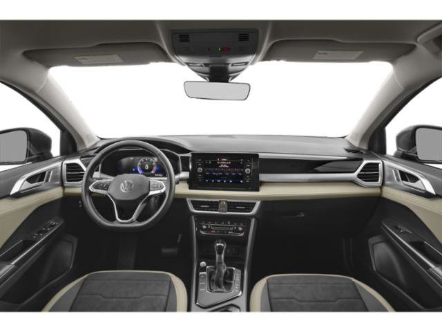 Used 2025 Deep Black Volkswagen SE image 7