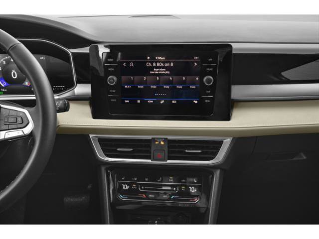 Used 2025 Deep Black Volkswagen SE image 9