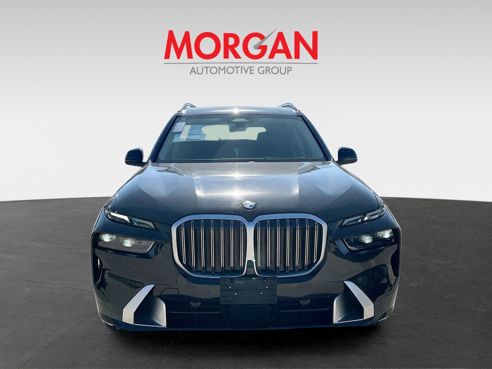 Used 2025 Black Sapphire Metallic BMW xDrive40i image 2