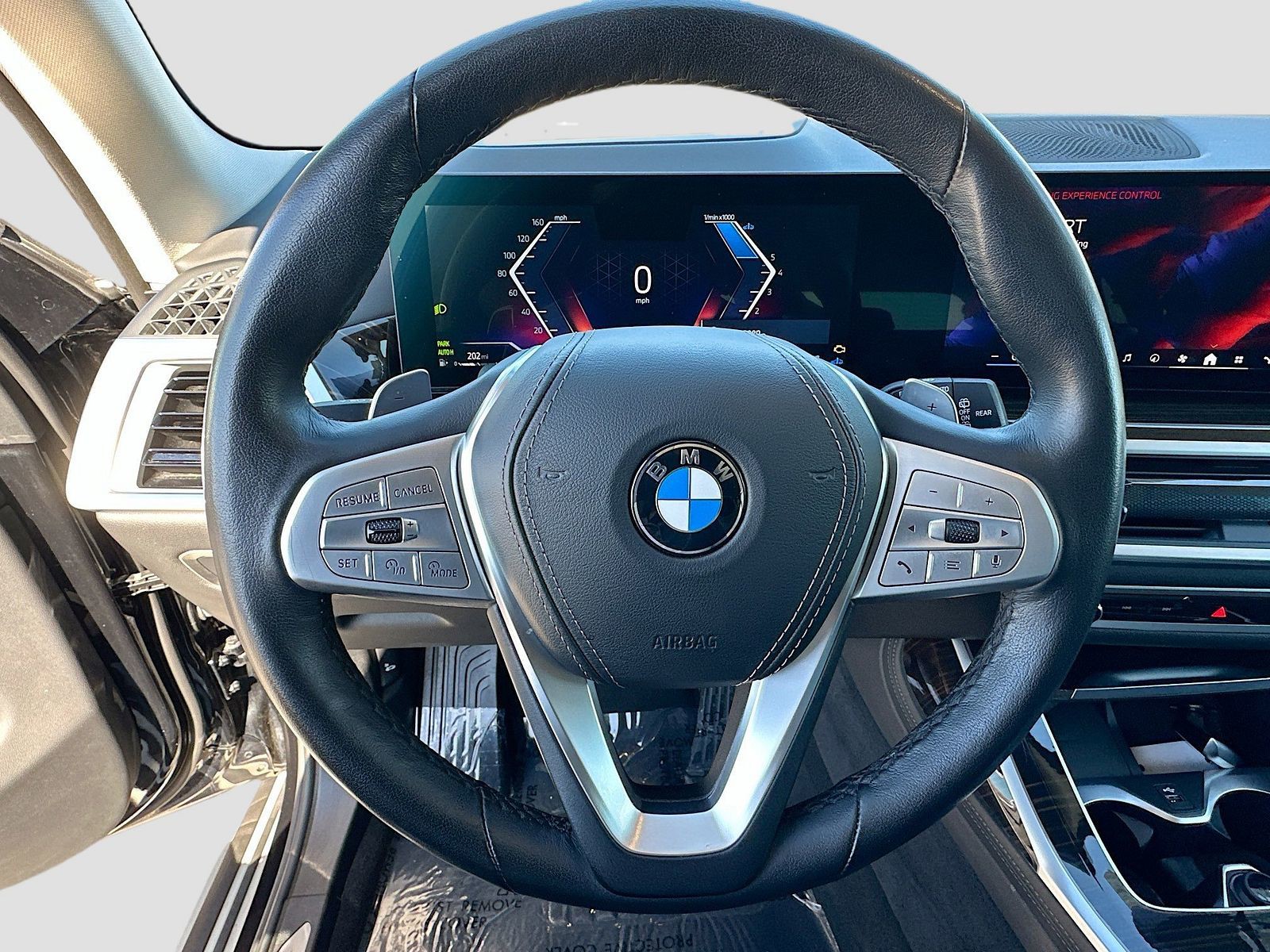 Used 2025 Black Sapphire Metallic BMW xDrive40i image 10