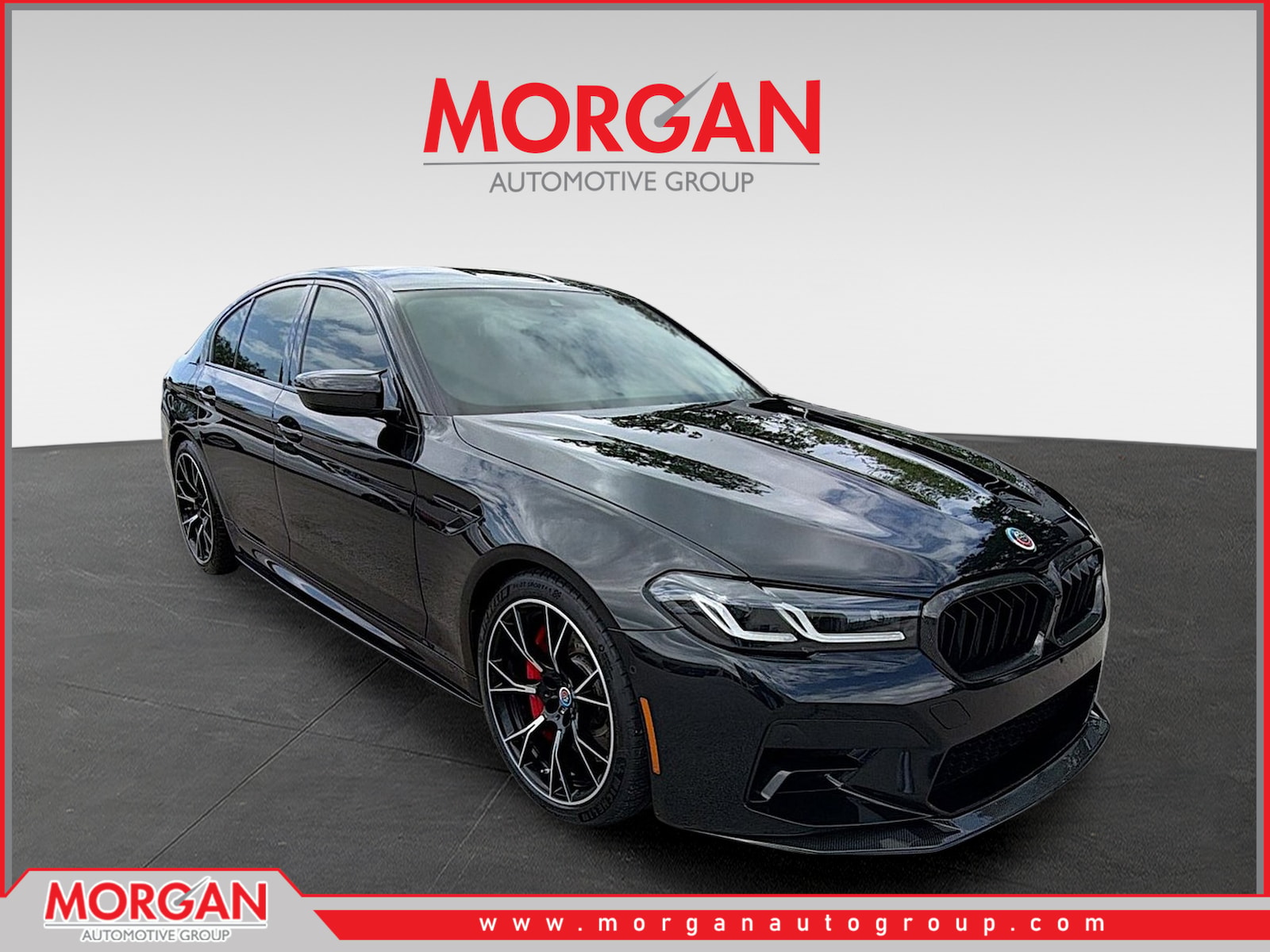 2023 BMW M5