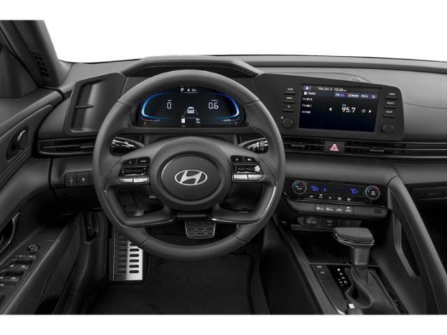 Used 2025 Abyss Black Hyundai SEL Sport image 9